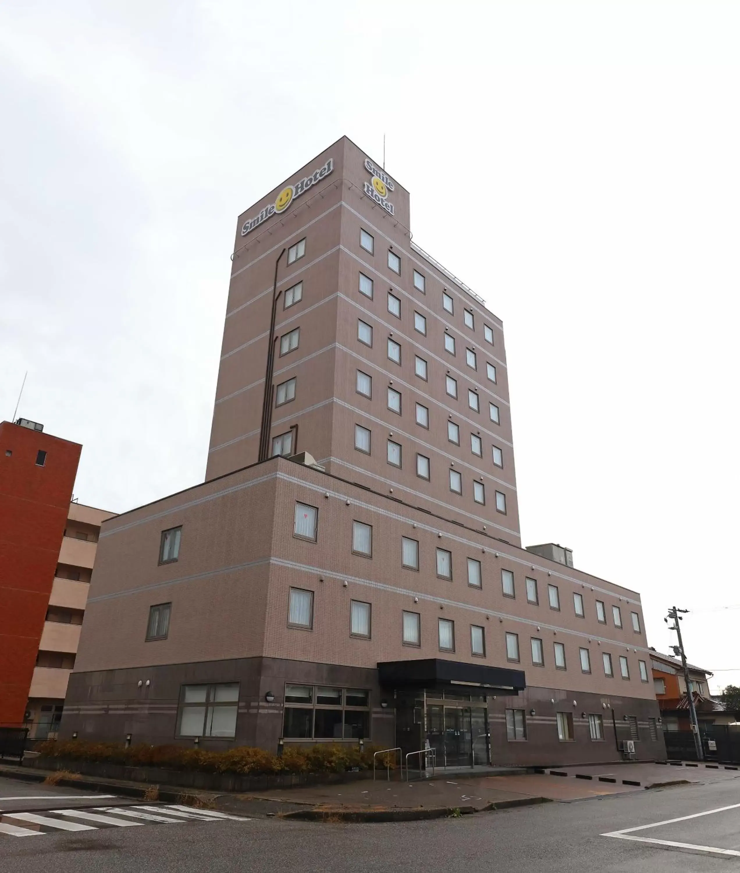 Smile Hotel Takaoka Ekimae Smile Hotel Takaoka Ekimae