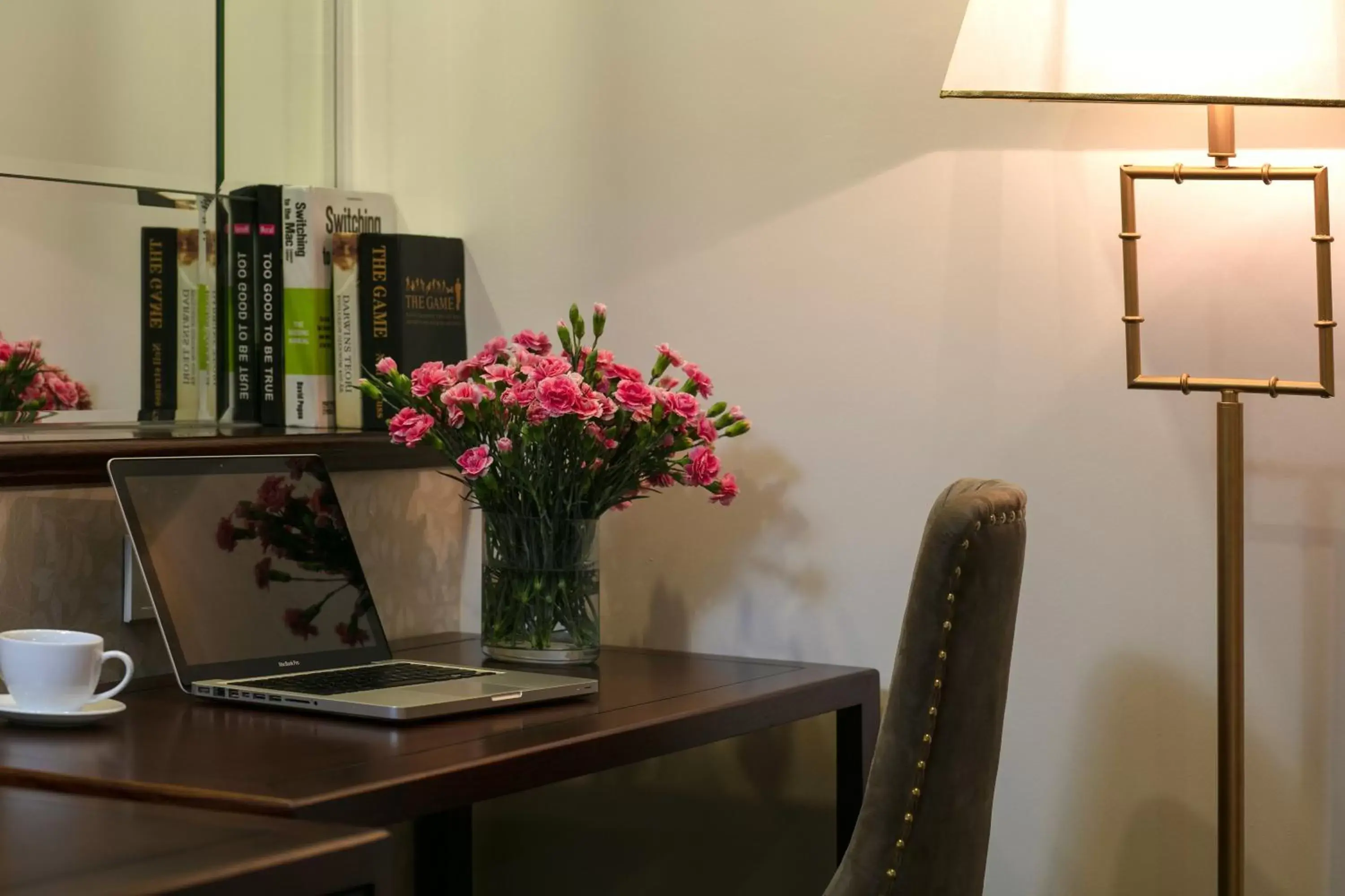 Junior Suite in Rex Hanoi Hotel Junior Suite in Rex Hanoi Hotel