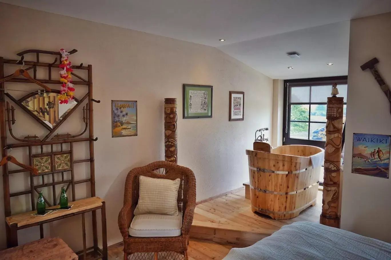 Deluxe Double Room with Bath in Road Stop Mettmann Deluxe Double Room with Bath in Road Stop Mettmann