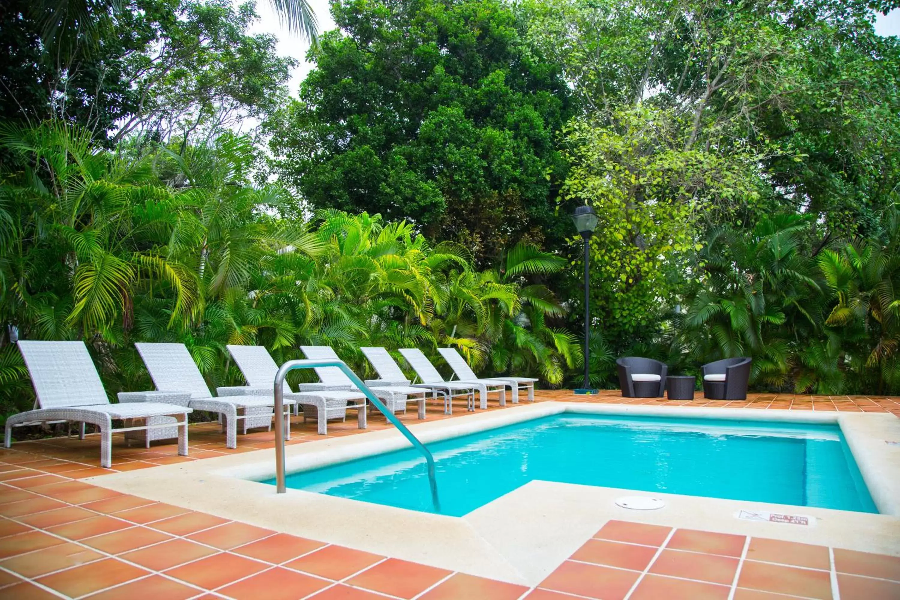 Hacienda Suite (2 adults + 1 child) in Sandos Playacar All Inclusive Hacienda Suite (2 adults + 1 child) in Sandos Playacar All Inclusive