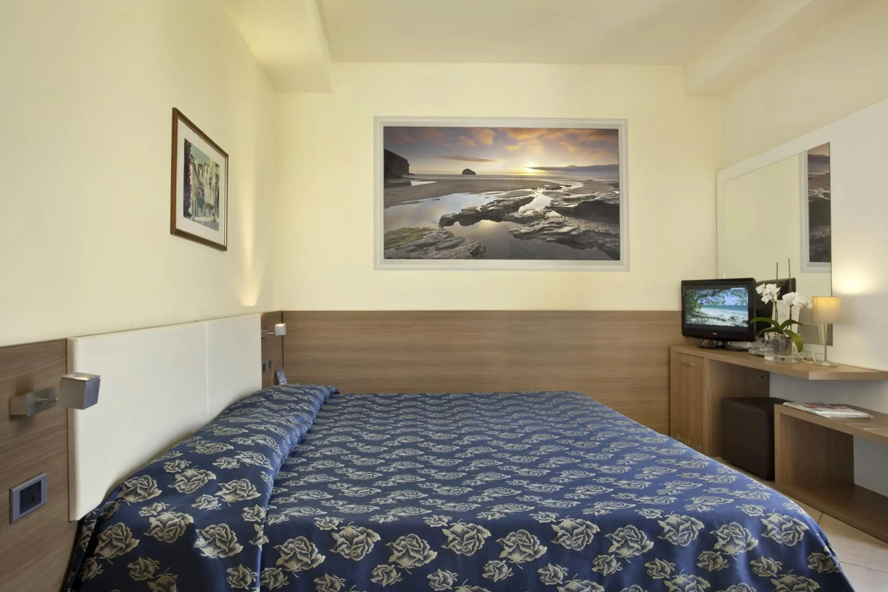 Double Room in Hotel Ristorante Al Fiore Double Room in Hotel Ristorante Al Fiore