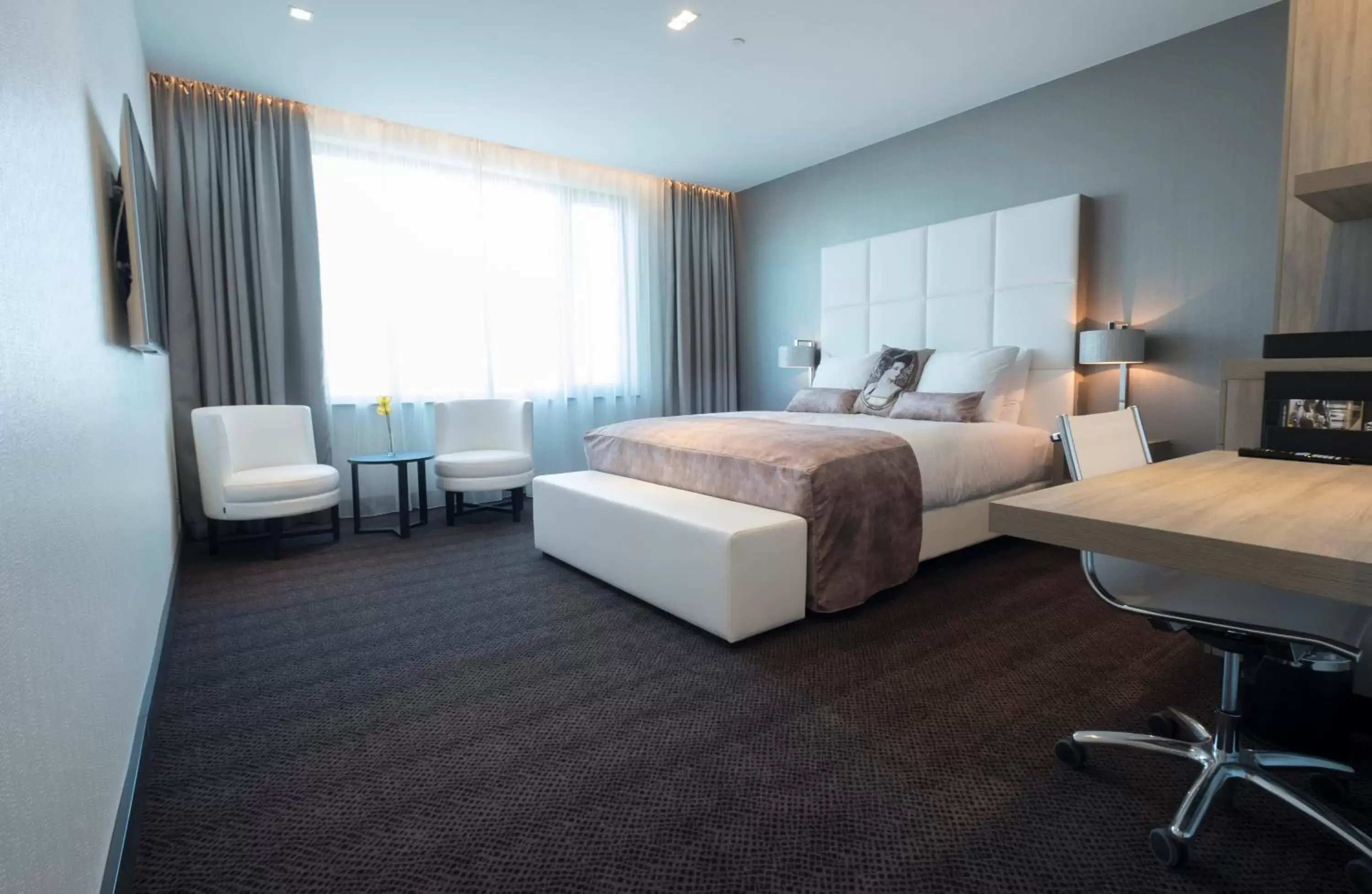 Comfort Double Room in Van der Valk Hotel Utrecht Comfort Double Room in Van der Valk Hotel Utrecht