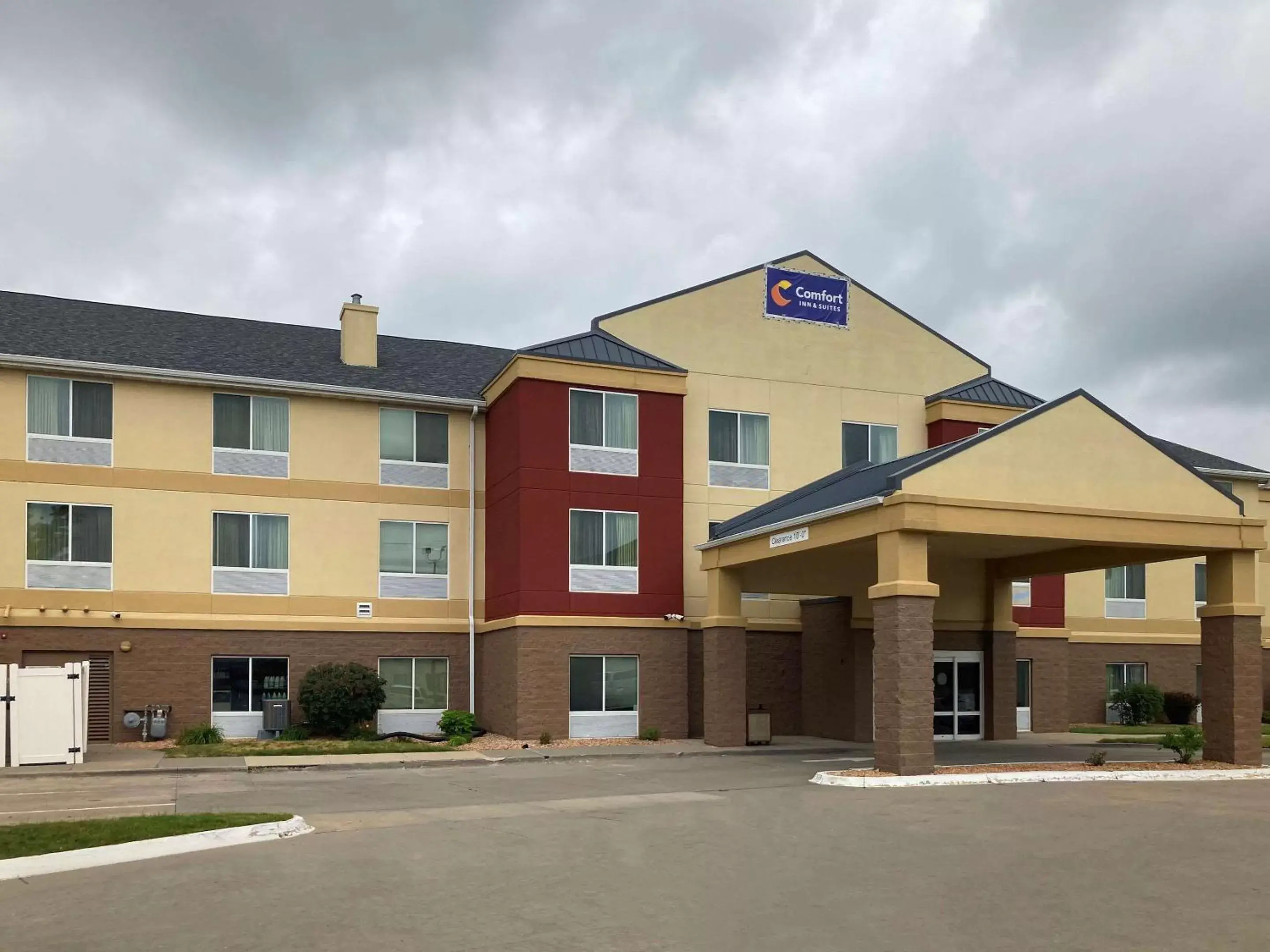Comfort Inn & Suites Ankeny - Des Moines Comfort Inn & Suites Ankeny - Des Moines