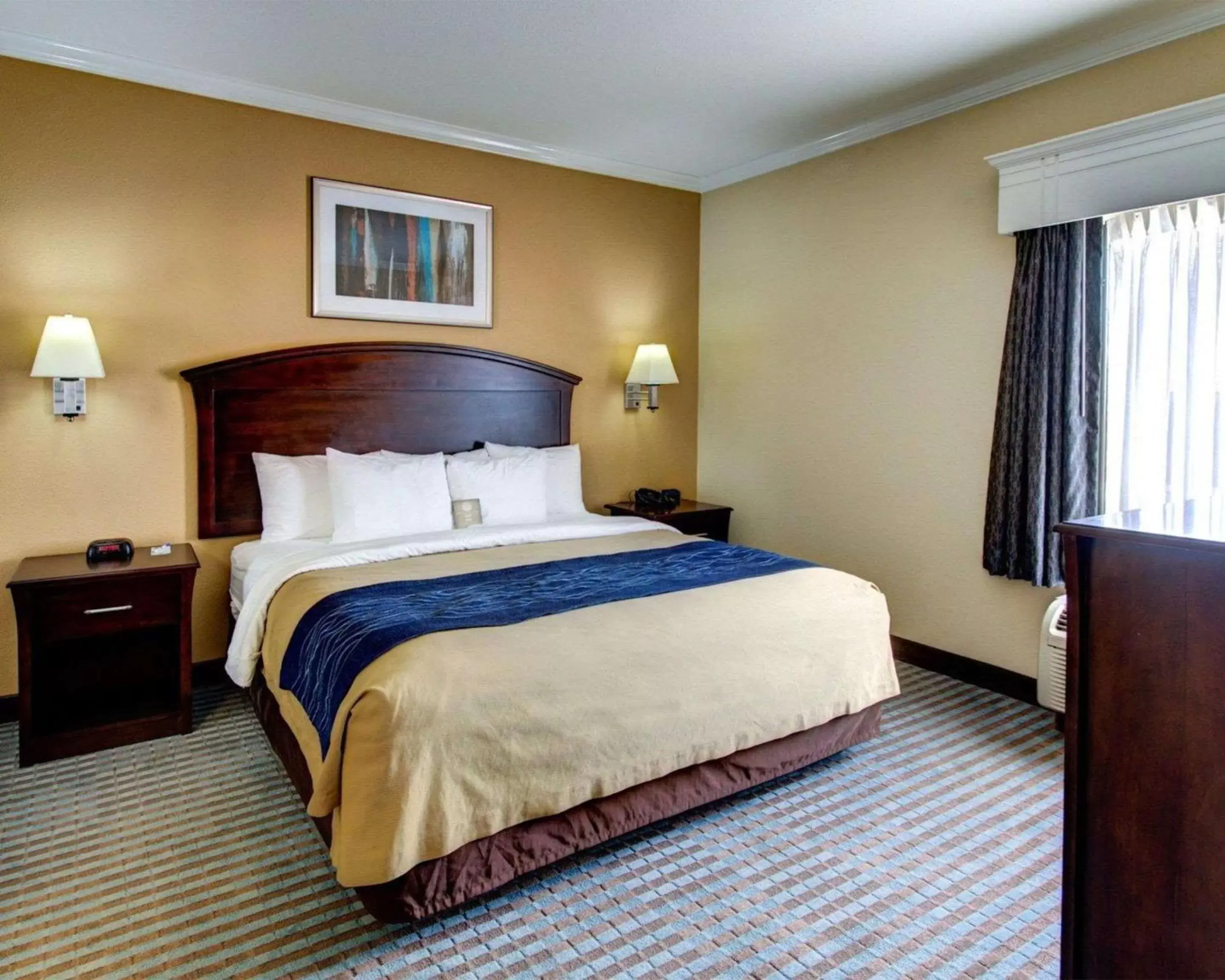 King Suite in Comfort Inn Corsicana East King Suite in Comfort Inn Corsicana East