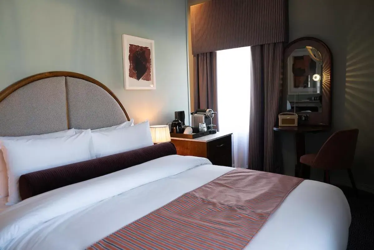 Double Room in Milsom Hotel Bath Double Room in Milsom Hotel Bath