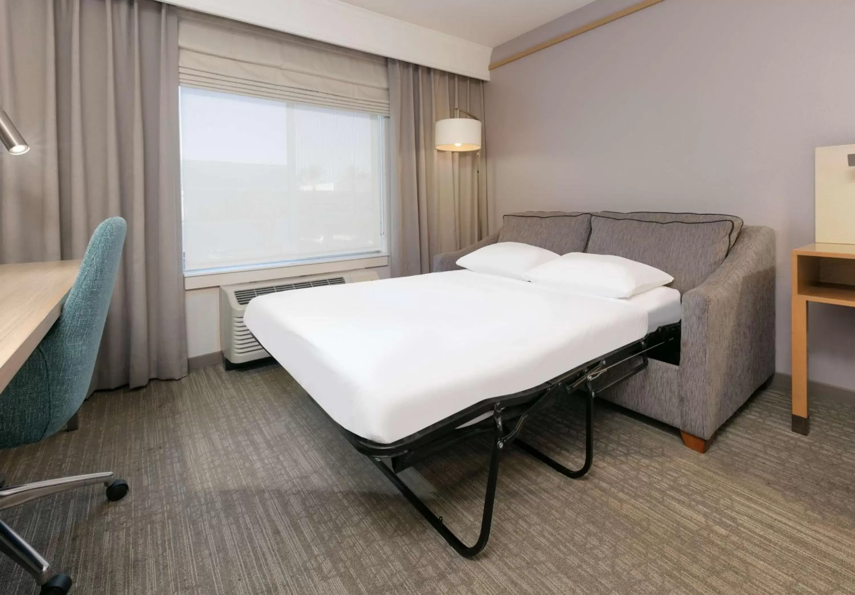 King Room with Sofa Bed - Disability Access/Non-Smoking in Hilton Garden Inn Irvine East/Lake Forest King Room with Sofa Bed - Disability Access/Non-Smoking in Hilton Garden Inn Irvine East/Lake Forest