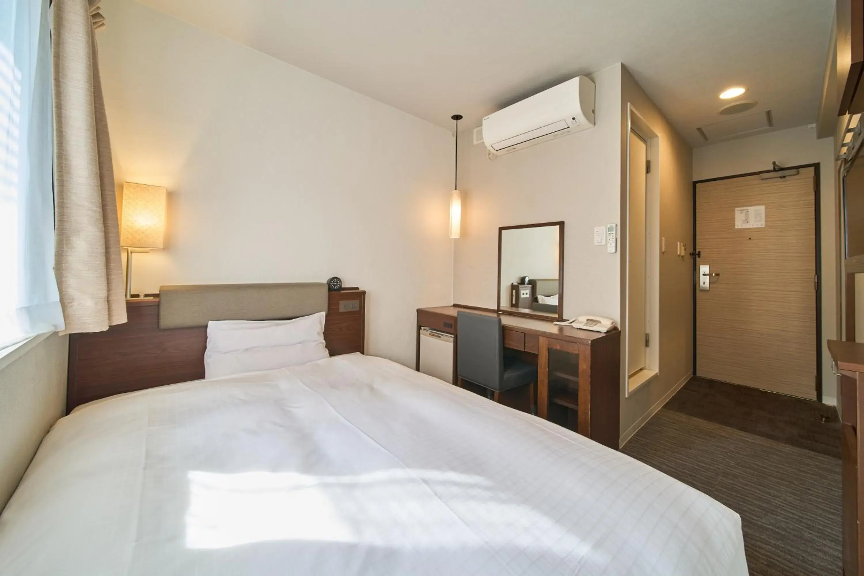 Single Room A - Non-Smoking in Via inn Kyoto Shijomuromachi Single Room A - Non-Smoking in Via inn Kyoto Shijomuromachi