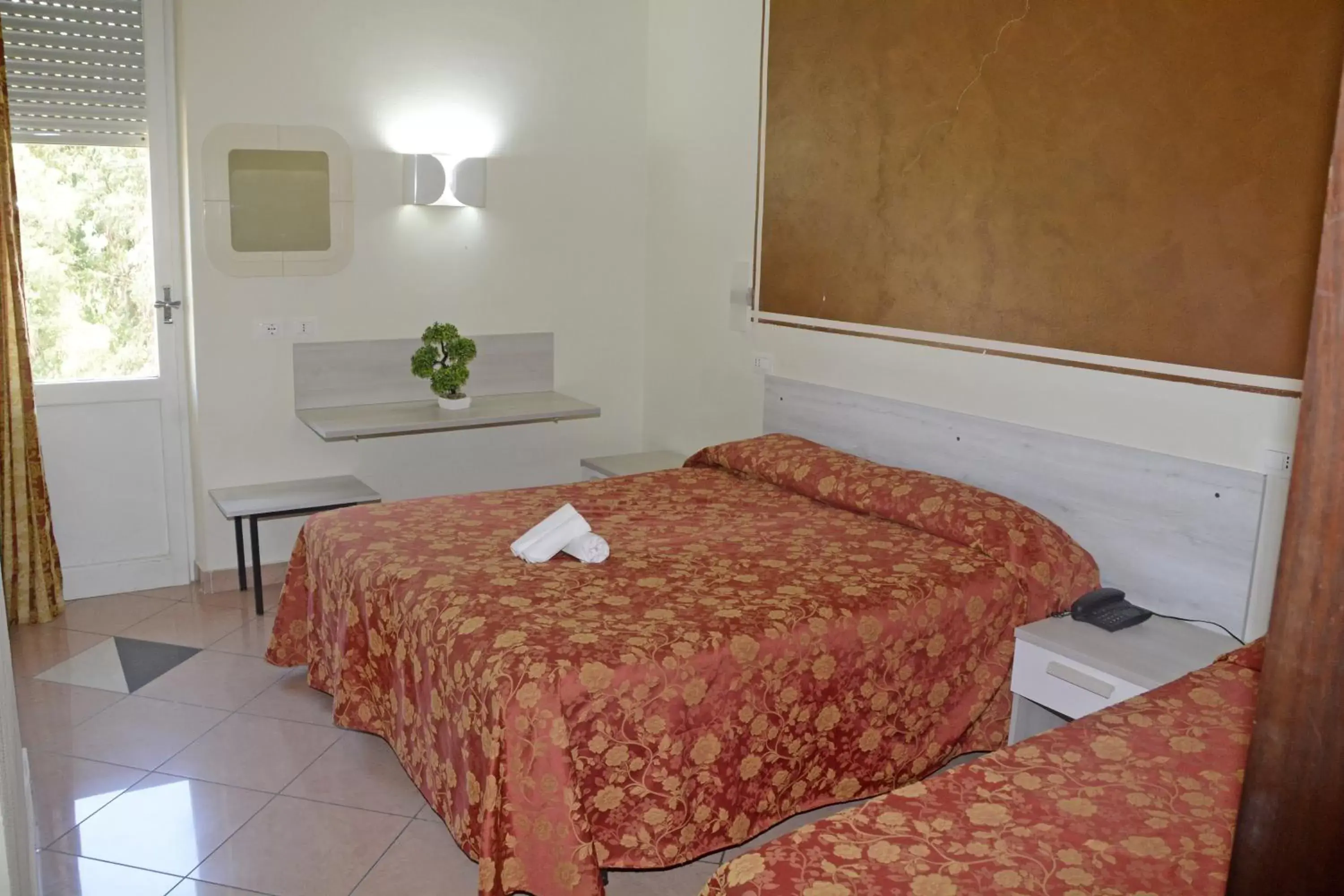 HOTEL IL PARCO - Parking Free & Restaurant - Hotel HOTEL IL PARCO - Parking Free & Restaurant - Hotel