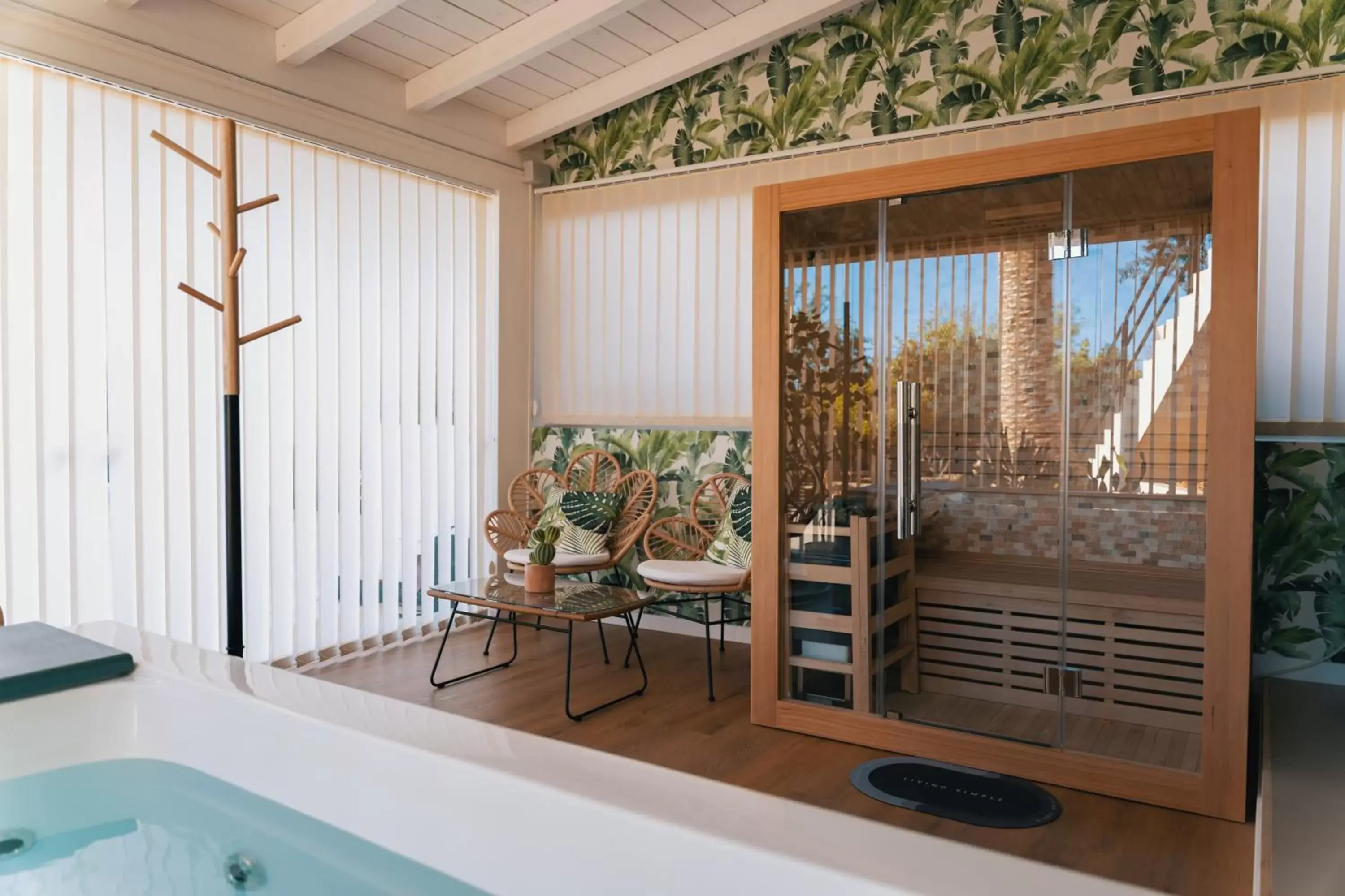 Suite with Spa Access in Emesh Boutique Suite Suite with Spa Access in Emesh Boutique Suite