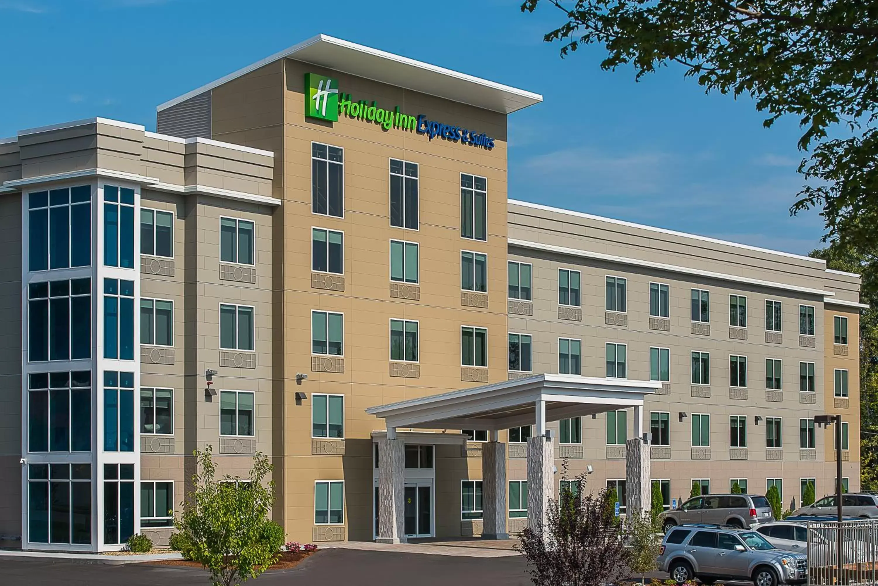 Holiday Inn Express & Suites Norwood by IHG Holiday Inn Express & Suites Norwood by IHG