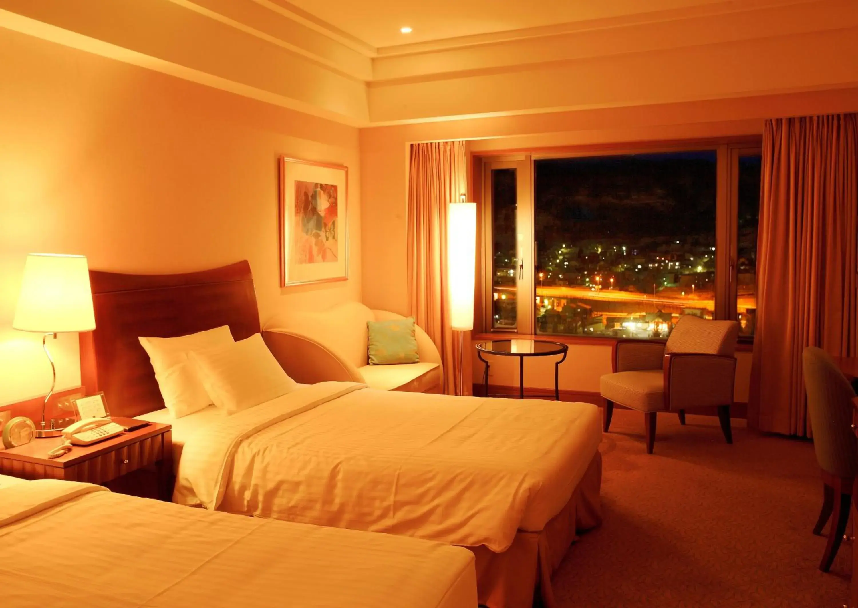 Superior Twin Room with Mountain View - Non-Smoking in Grand Park Otaru Superior Twin Room with Mountain View - Non-Smoking in Grand Park Otaru