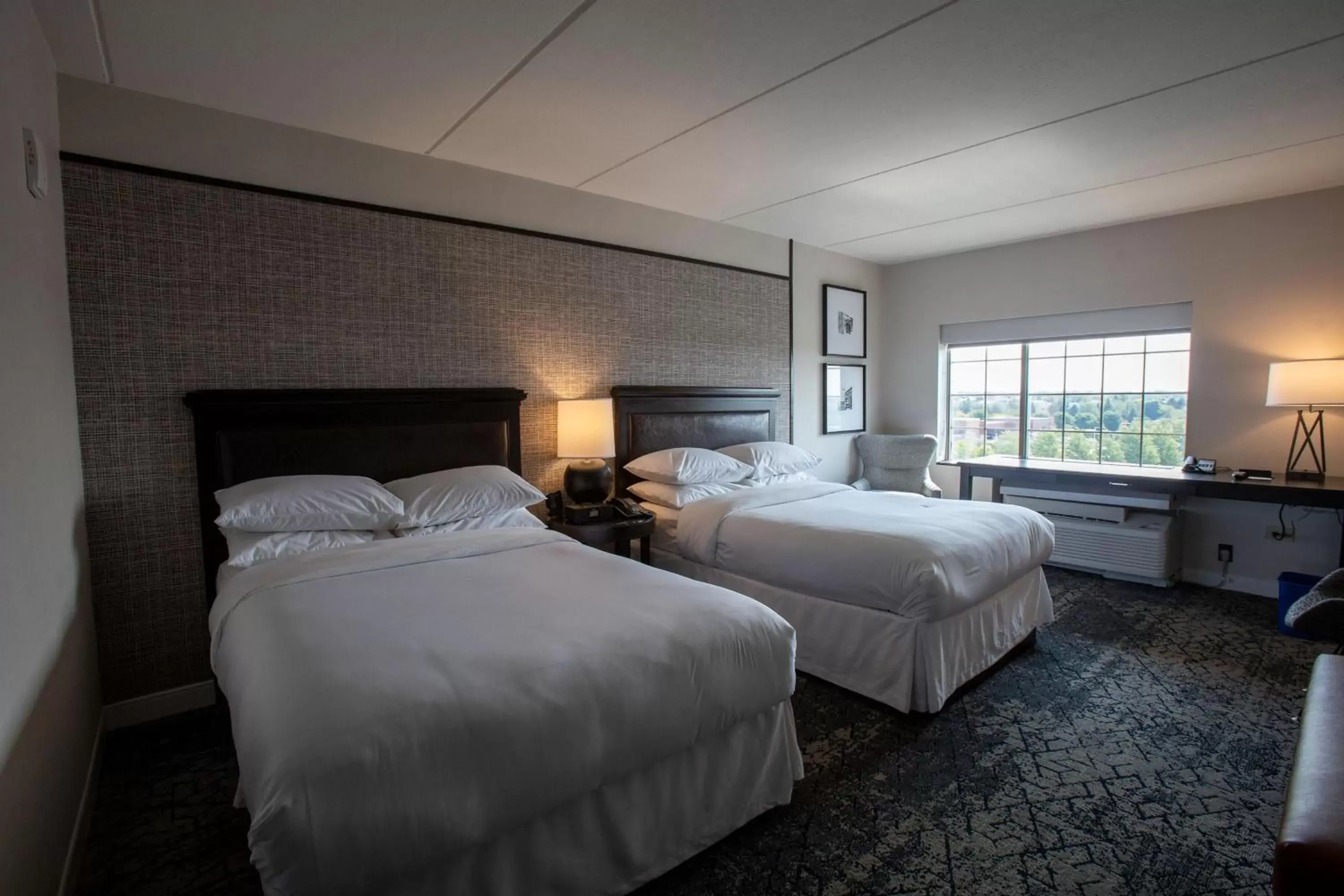 Double Room with Two Double Beds - Club Access in Sheraton Chicago Northbrook Double Room with Two Double Beds - Club Access in Sheraton Chicago Northbrook
