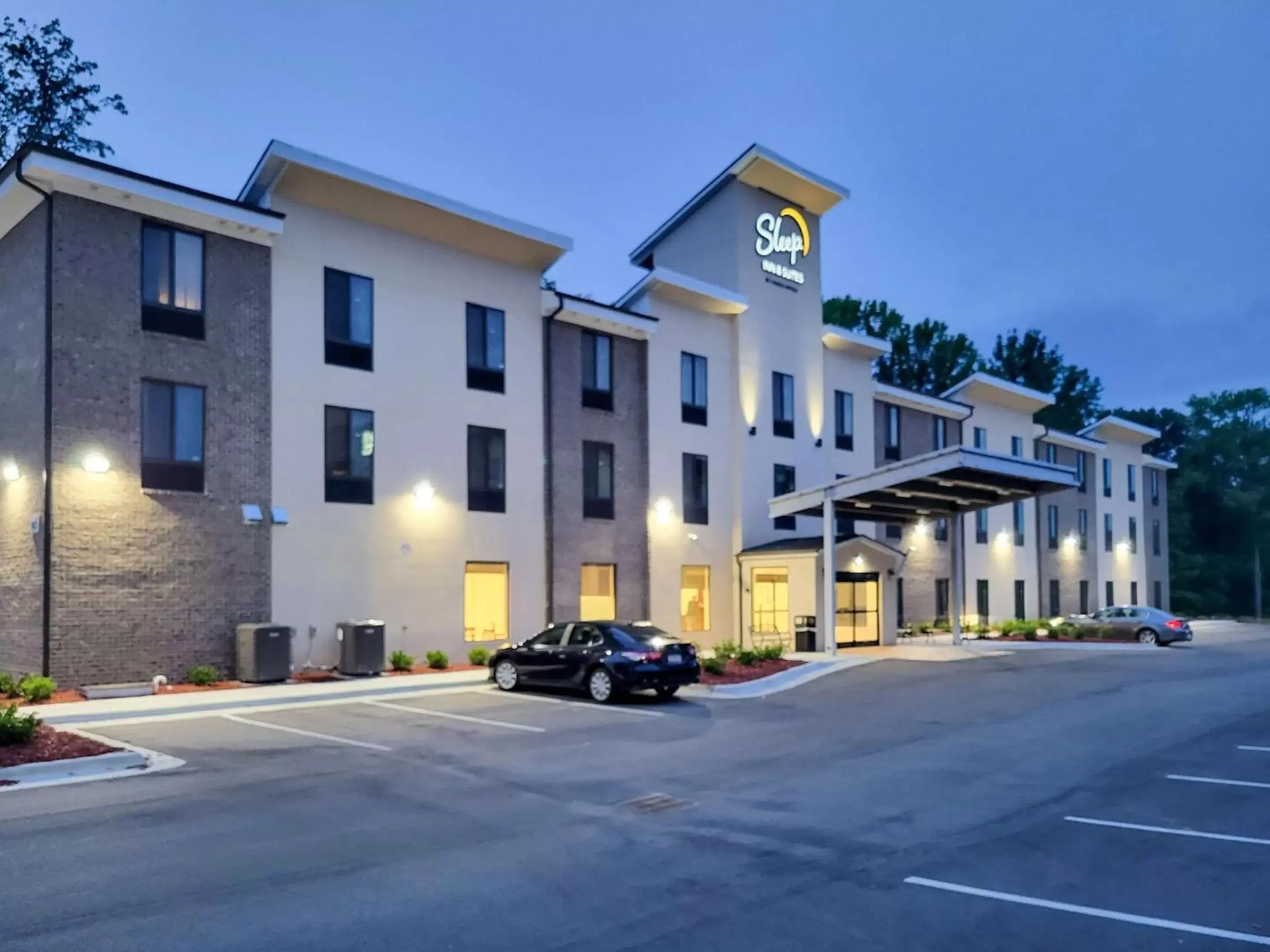 Sleep Inn Greensboro - Coliseum Area Sleep Inn Greensboro - Coliseum Area