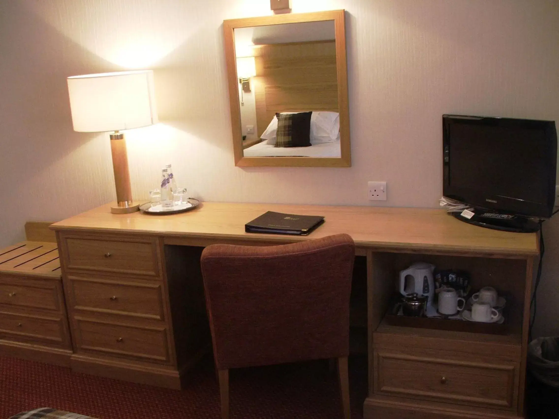 Double Room in Atholl Hotel Double Room in Atholl Hotel