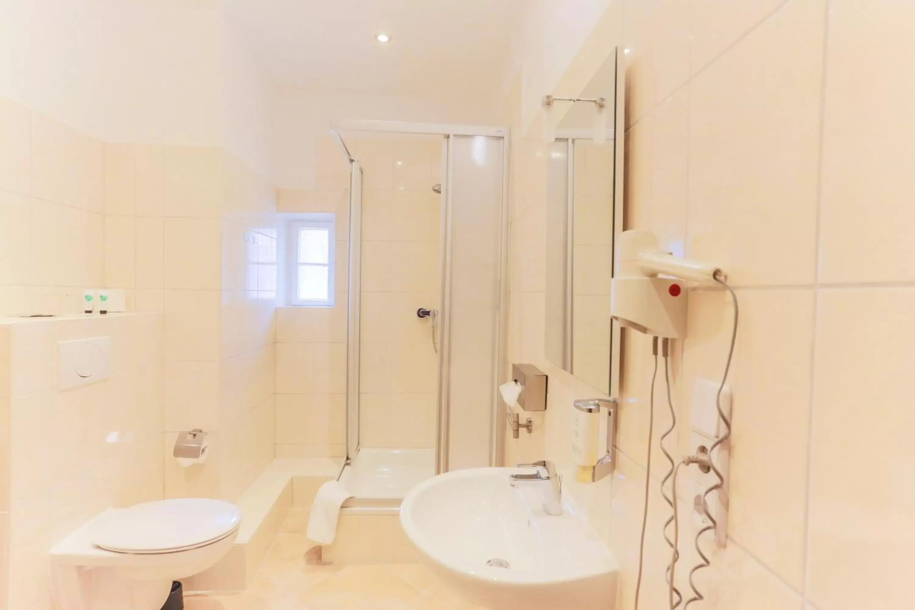 Double Room in Hotel ,,Zur Alten Oder" Frankfurt Double Room in Hotel ,,Zur Alten Oder" Frankfurt