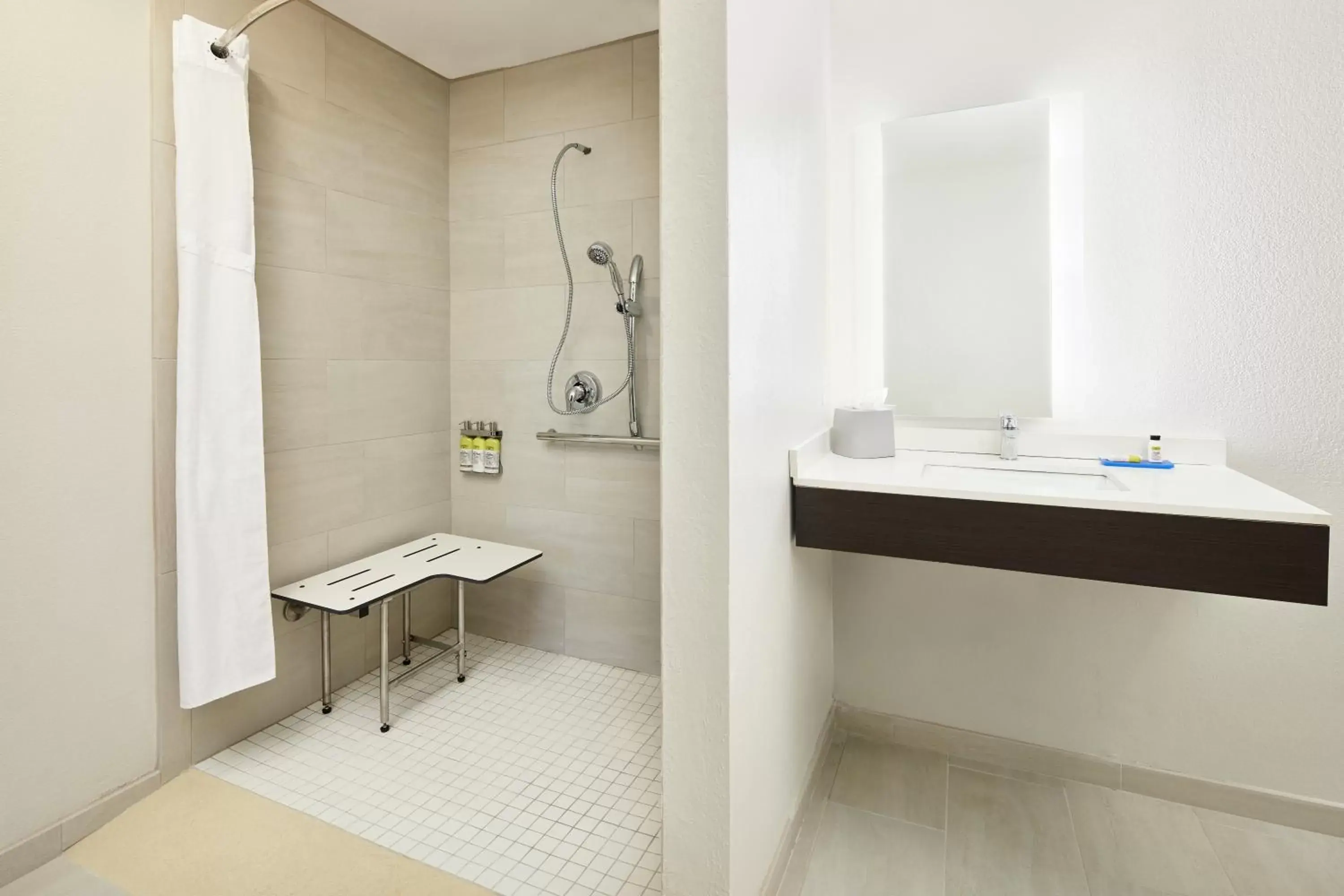 King Suite with Hearing Accessible Roll In Shower - Non-Smoking in Holiday Inn Express Hotel & Suites Port Richey by IHG King Suite with Hearing Accessible Roll In Shower - Non-Smoking in Holiday Inn Express Hotel & Suites Port Richey by IHG
