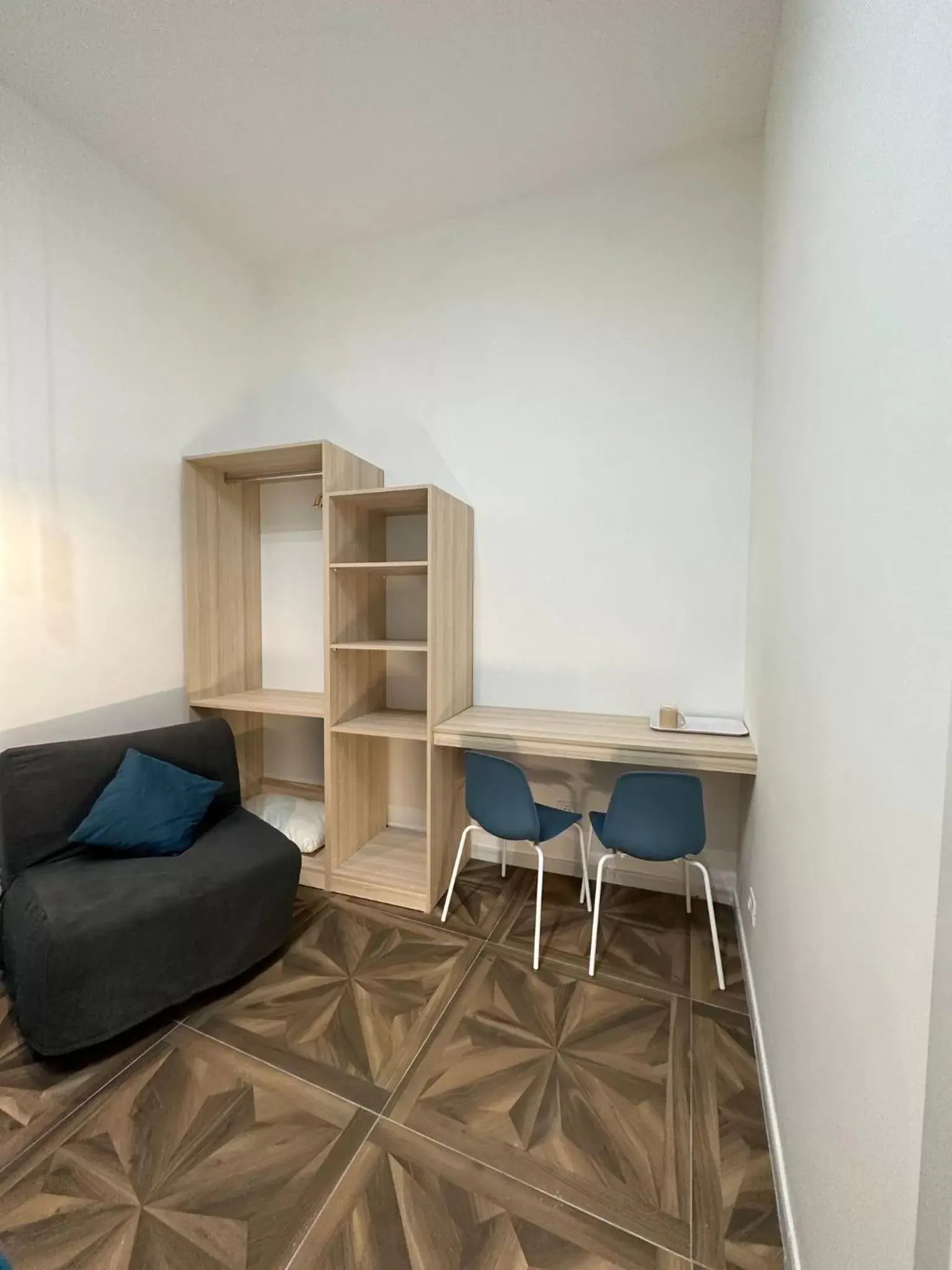 Triple Room with Bath in San Ferdinando suite room Triple Room with Bath in San Ferdinando suite room