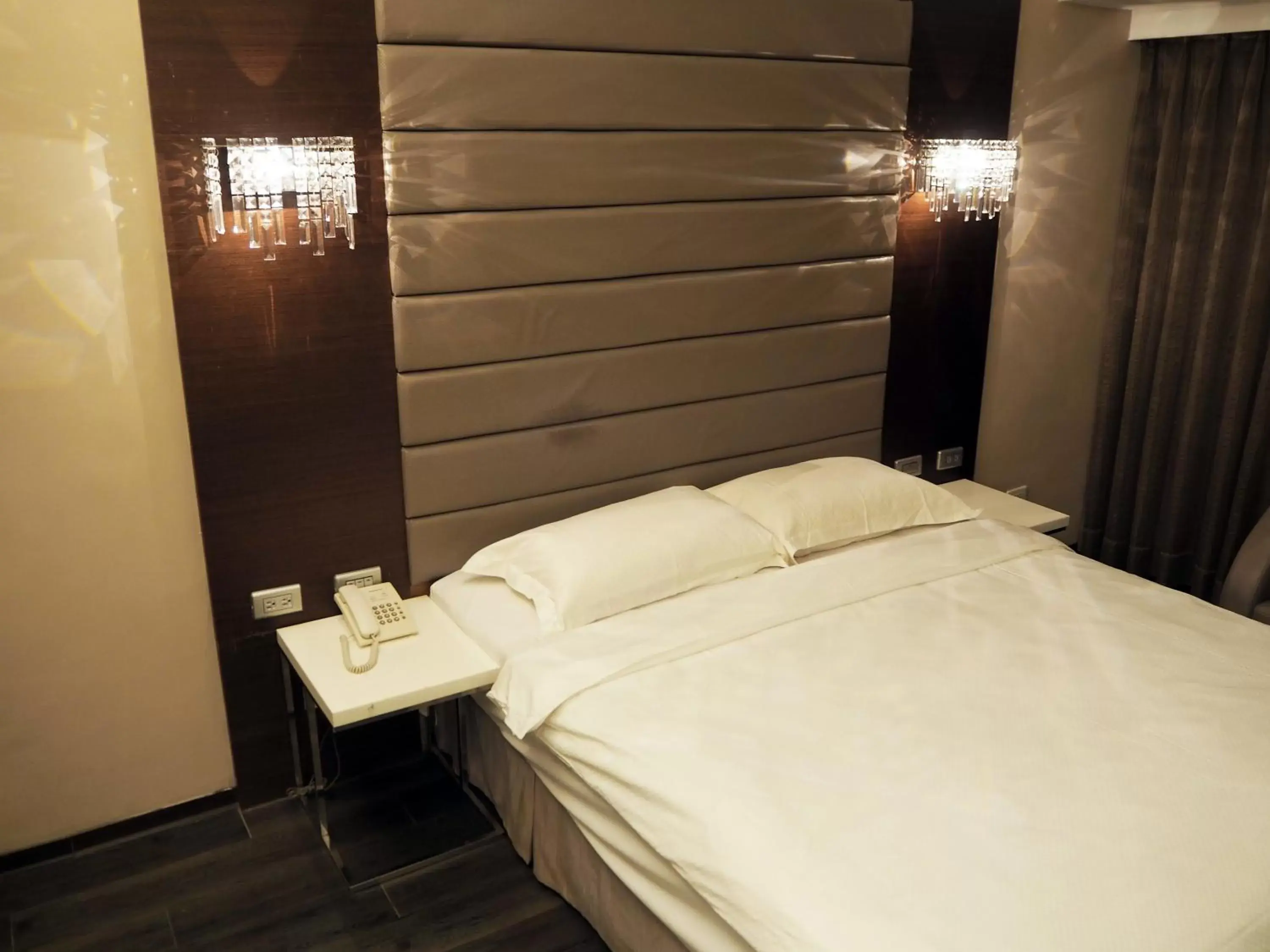 Double Room with Spa Bath in The Riverside Hotel Esthetics Double Room with Spa Bath in The Riverside Hotel Esthetics