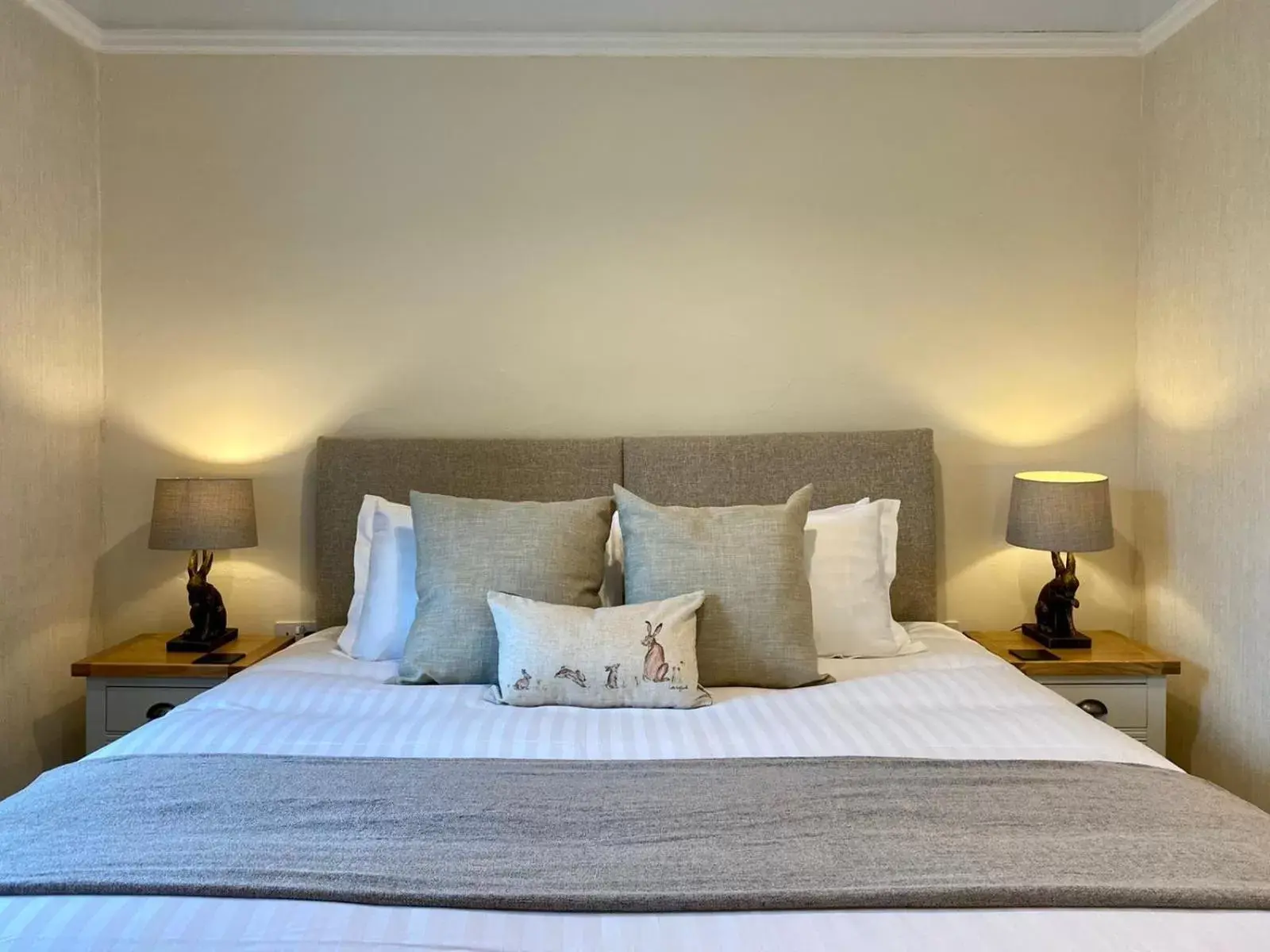 Standard King Room in Harts Head Hotel Standard King Room in Harts Head Hotel