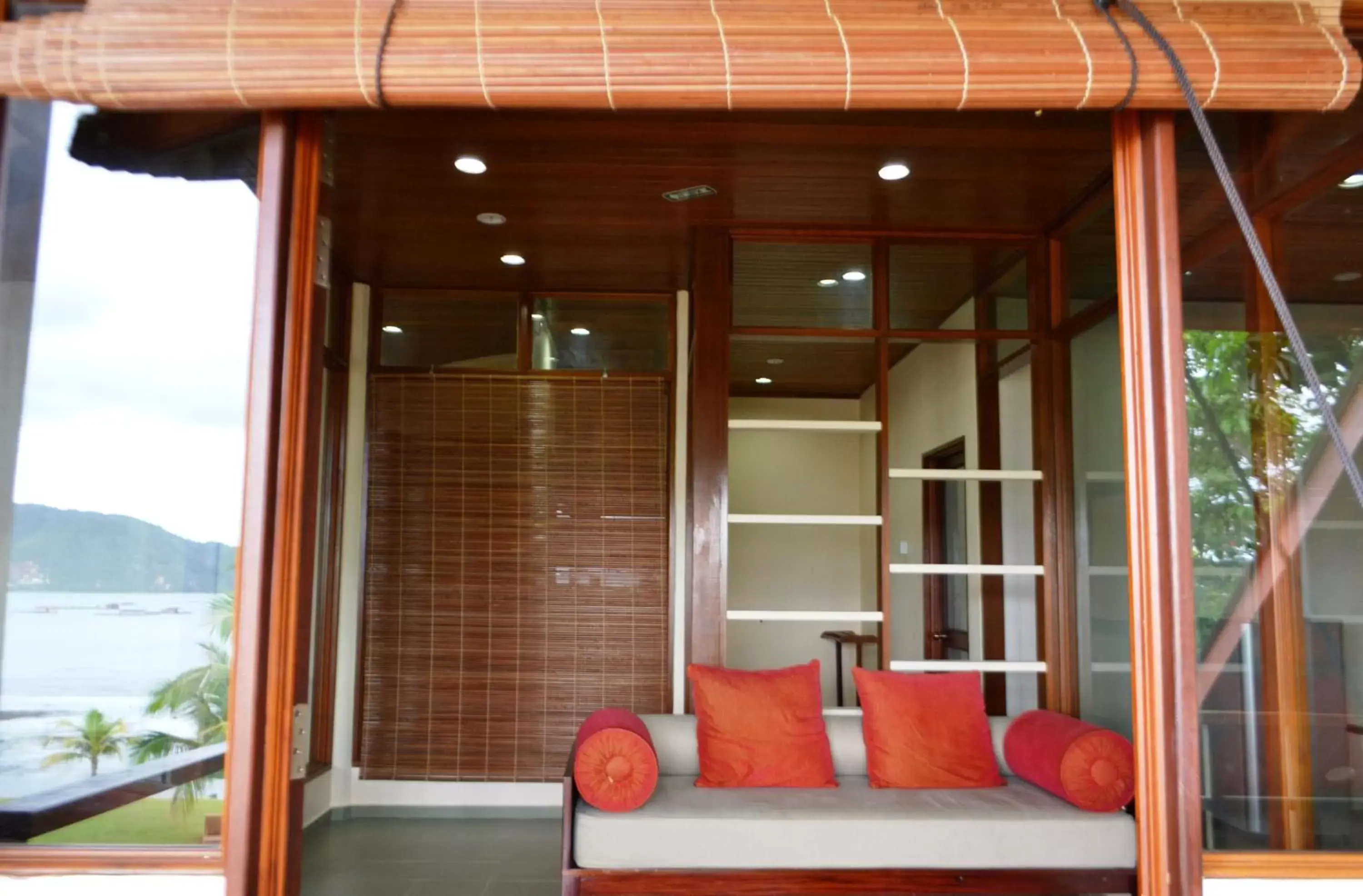 Two-Bedroom Crystal Suite in The Ocean Residence Langkawi Two-Bedroom Crystal Suite in The Ocean Residence Langkawi