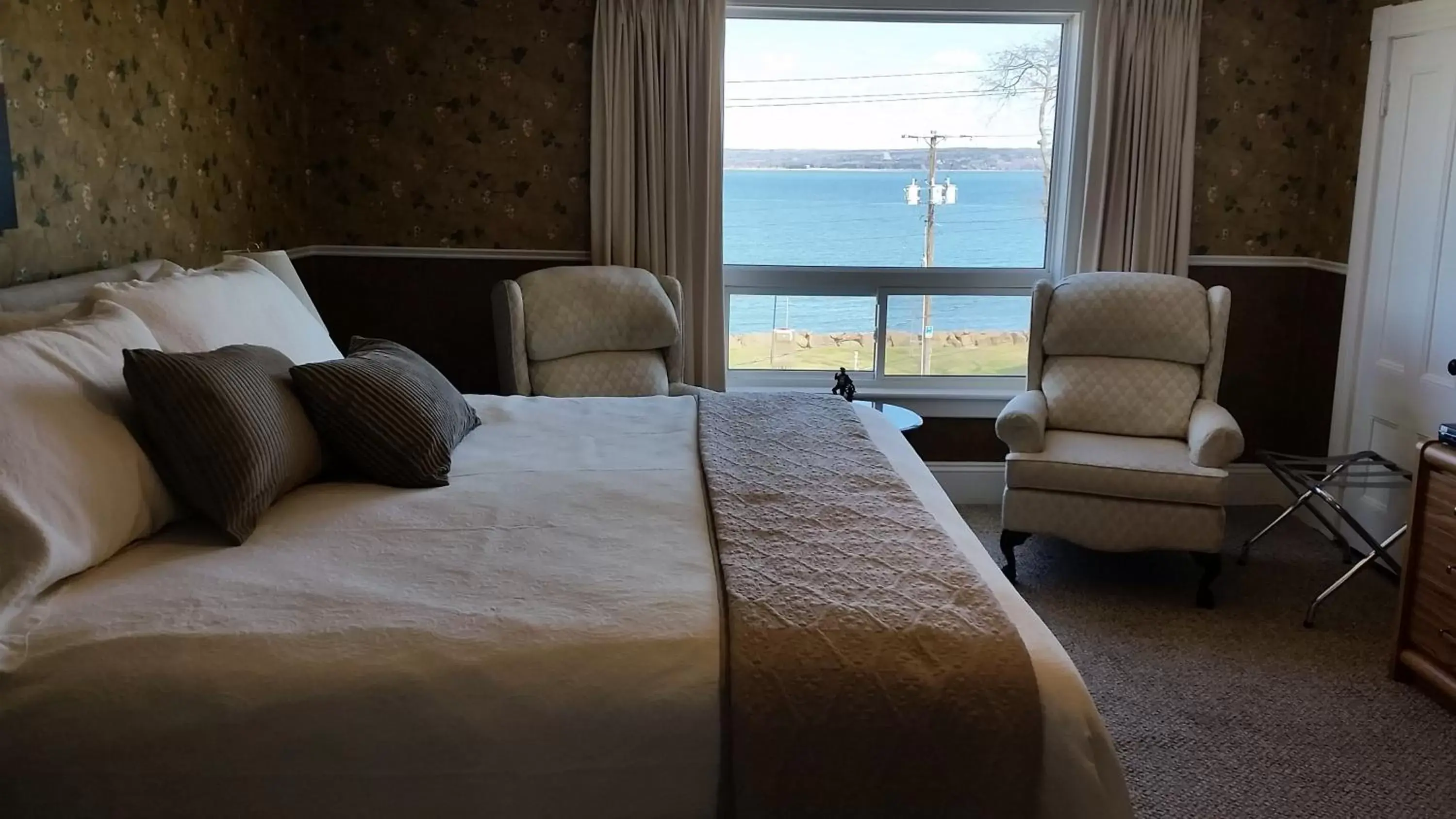 King Room with Private External Bathroom and Sea View (#9) in Bayside Inn King Room with Private External Bathroom and Sea View (#9) in Bayside Inn