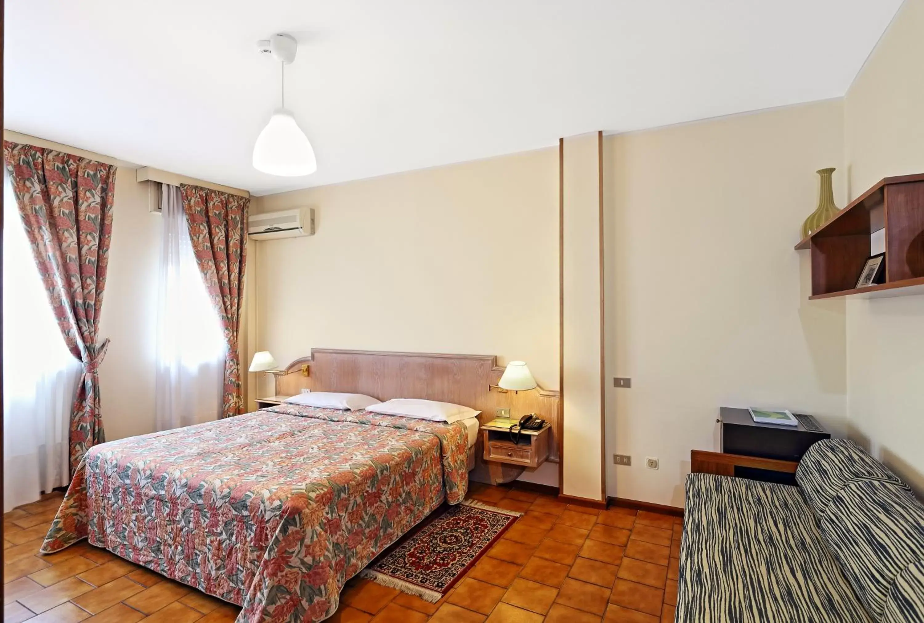 Triple Room in Hotel Residence Sogno Triple Room in Hotel Residence Sogno