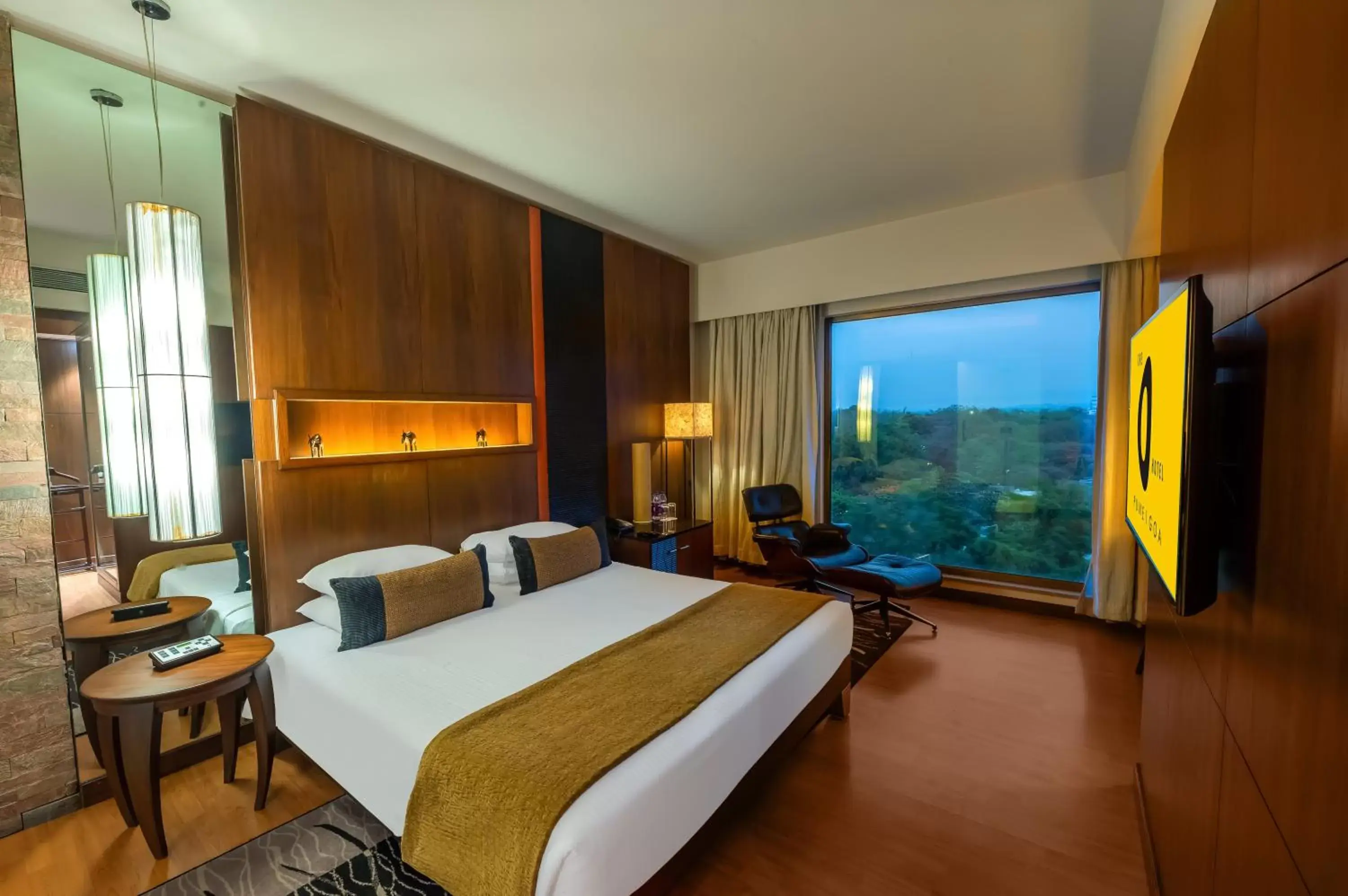 Presidential Suite with Bathtub, 2 way Airport Transfer in O Hotel Pune Presidential Suite with Bathtub, 2 way Airport Transfer in O Hotel Pune