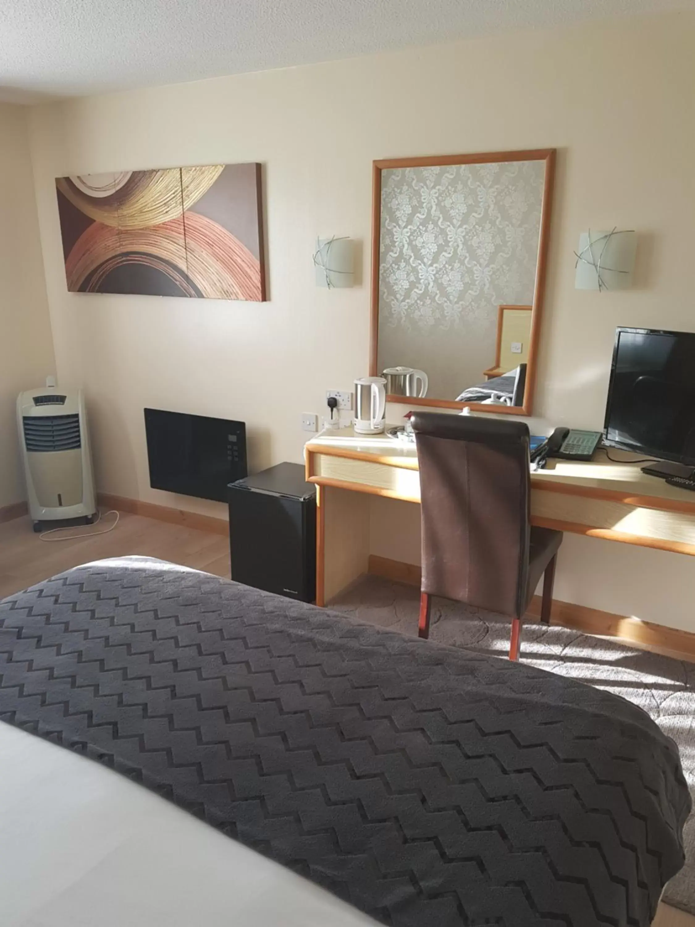 Deluxe Double Room in Travel Plaza Hotel Deluxe Double Room in Travel Plaza Hotel