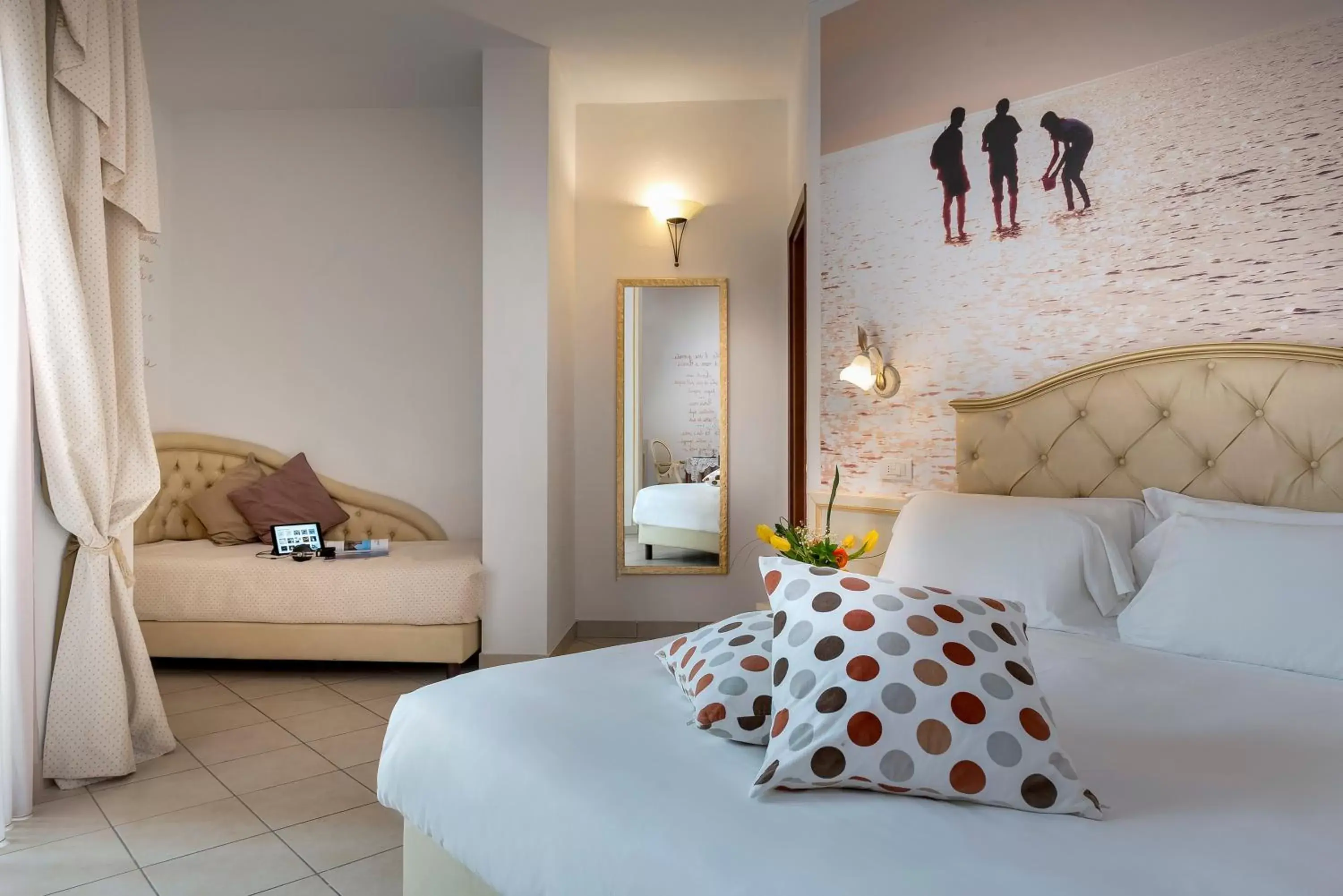 Junior Suite with Spa Access in Sovrana Hotel & SPA Junior Suite with Spa Access in Sovrana Hotel & SPA