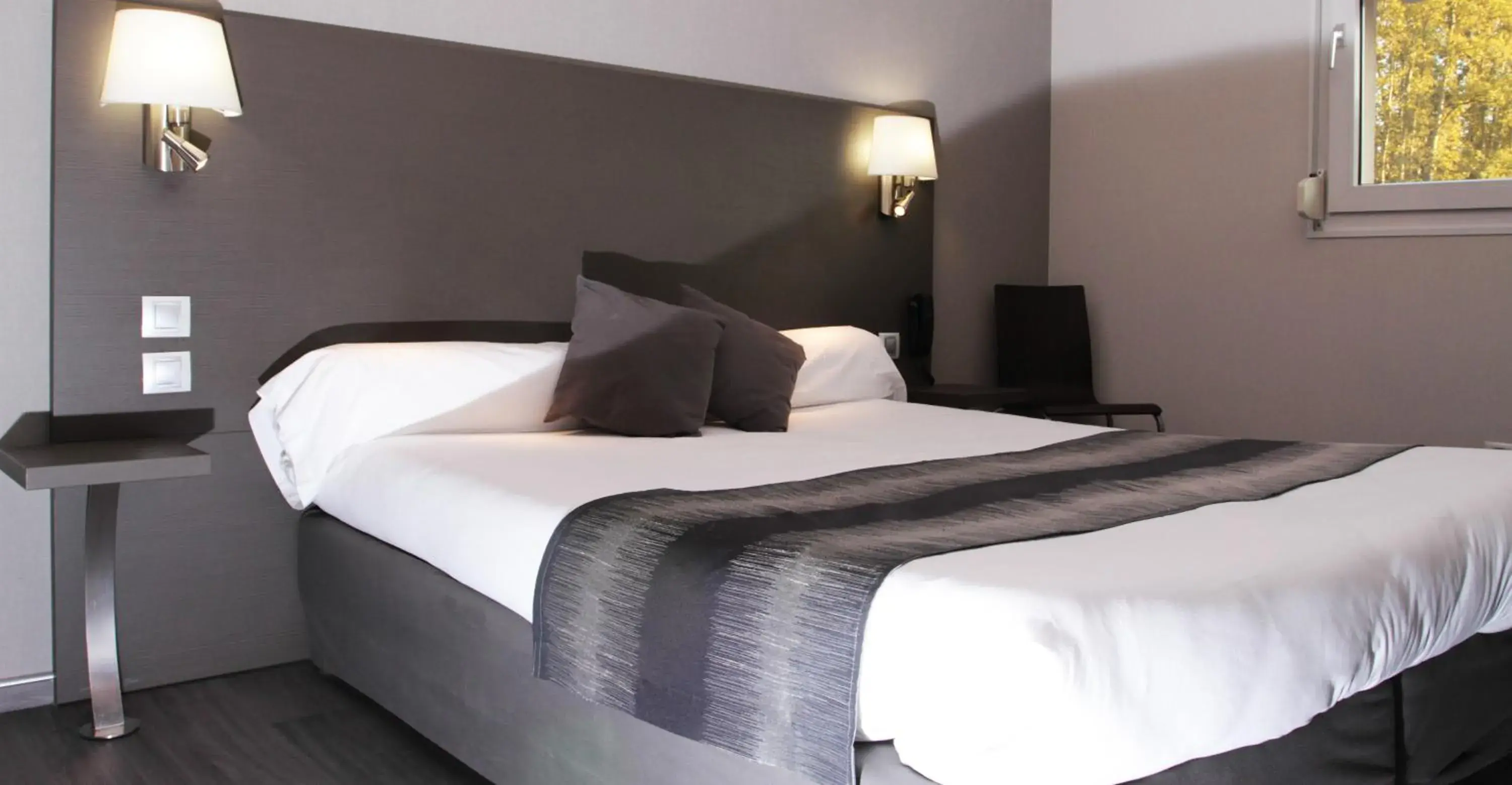 Double Room in Logis Hôtel Le Mas De Jossyl Double Room in Logis Hôtel Le Mas De Jossyl