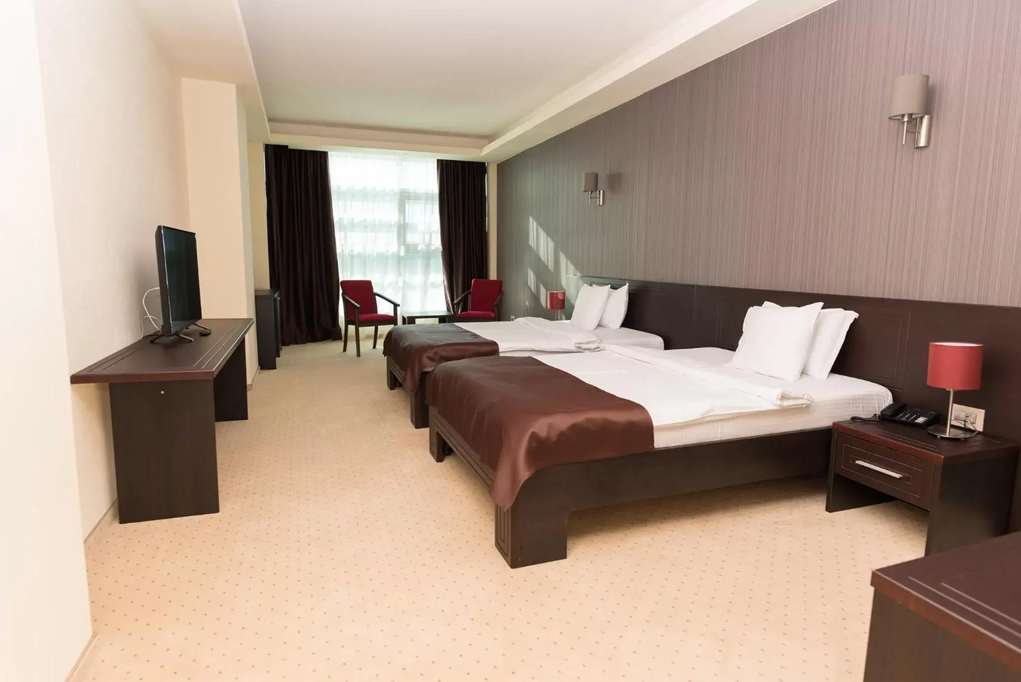 Twin Room with Two Twin Beds - Non-Smoking in Ramada by Wyndham Constanta Twin Room with Two Twin Beds - Non-Smoking in Ramada by Wyndham Constanta
