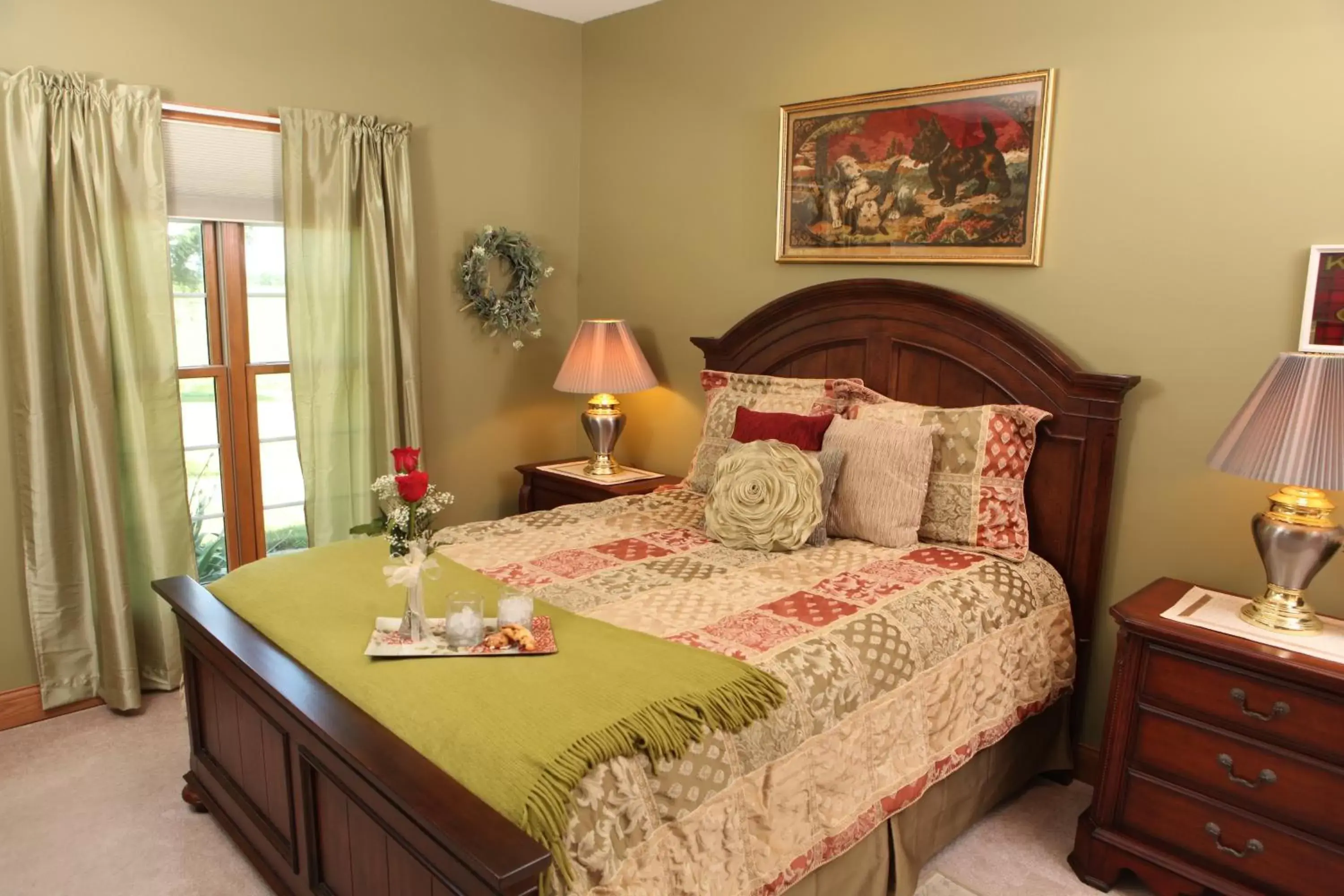 Queen Room in Scottish Bed & Breakfast Queen Room in Scottish Bed & Breakfast