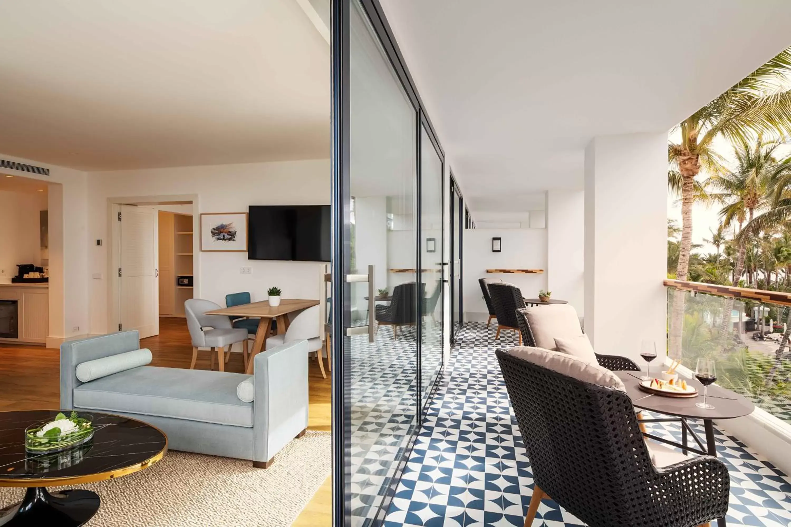 Grand Suite (4 Adults) in Hotel Fariones Grand Suite (4 Adults) in Hotel Fariones