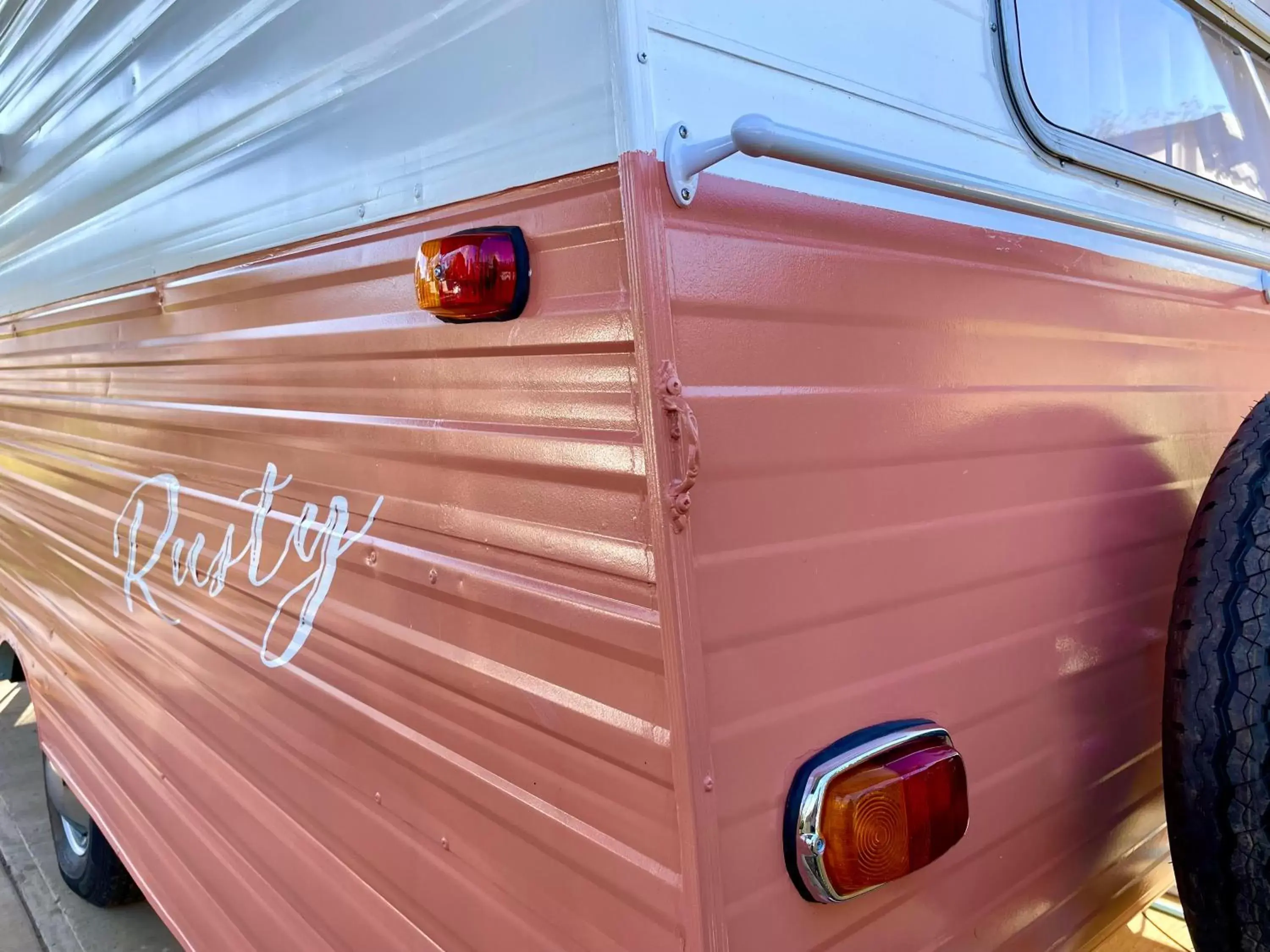 Caravan in Esk Caravan Park & Rail Trail Motel Caravan in Esk Caravan Park & Rail Trail Motel