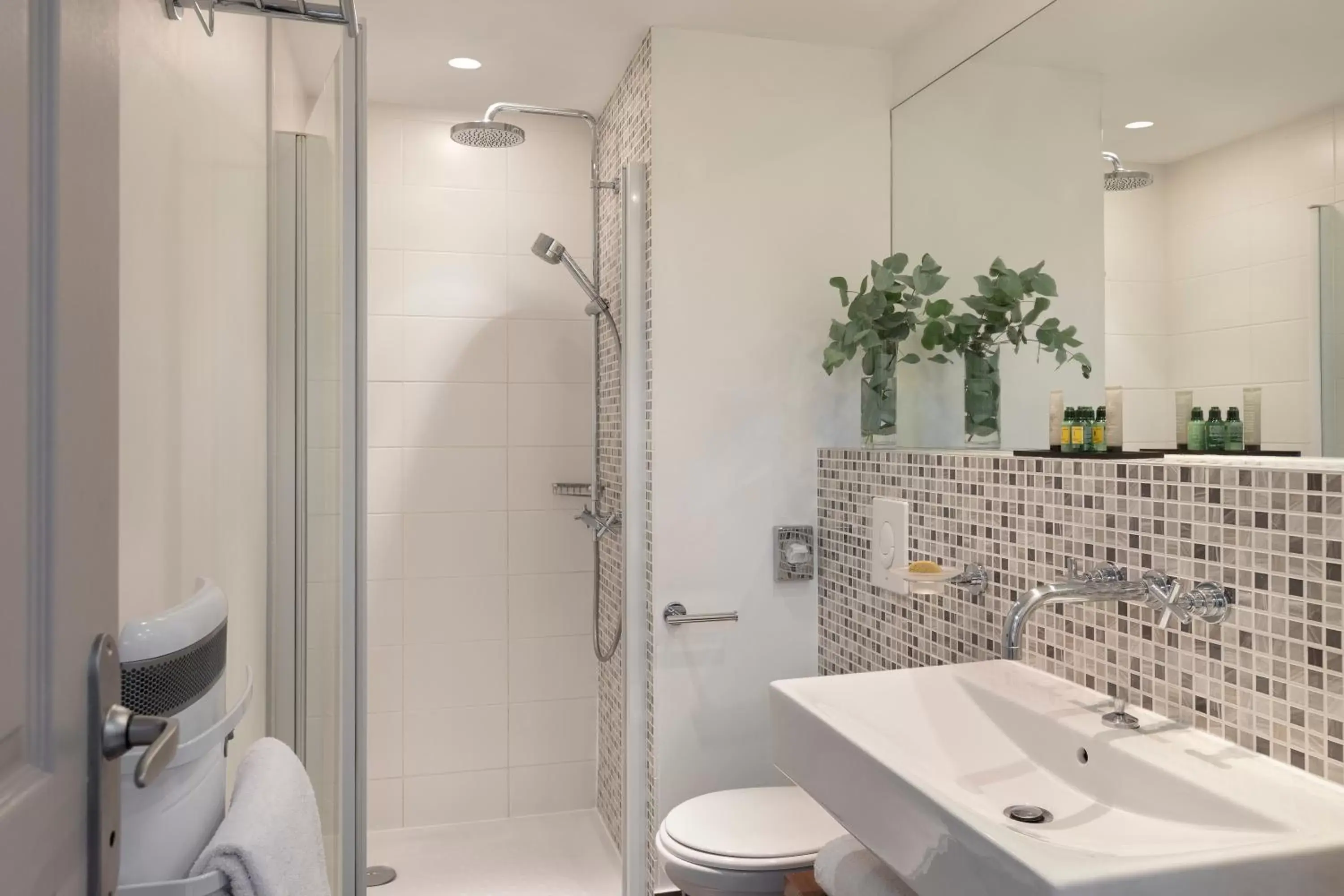 Double Room - Tourisme Residency in Château Belmont Tours by The Crest Collection Double Room - Tourisme Residency in Château Belmont Tours by The Crest Collection