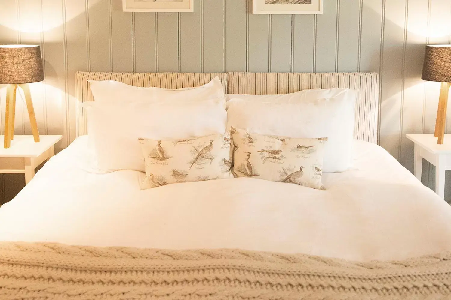 Twin Room with Private Bathroom in The Ram Inn Twin Room with Private Bathroom in The Ram Inn