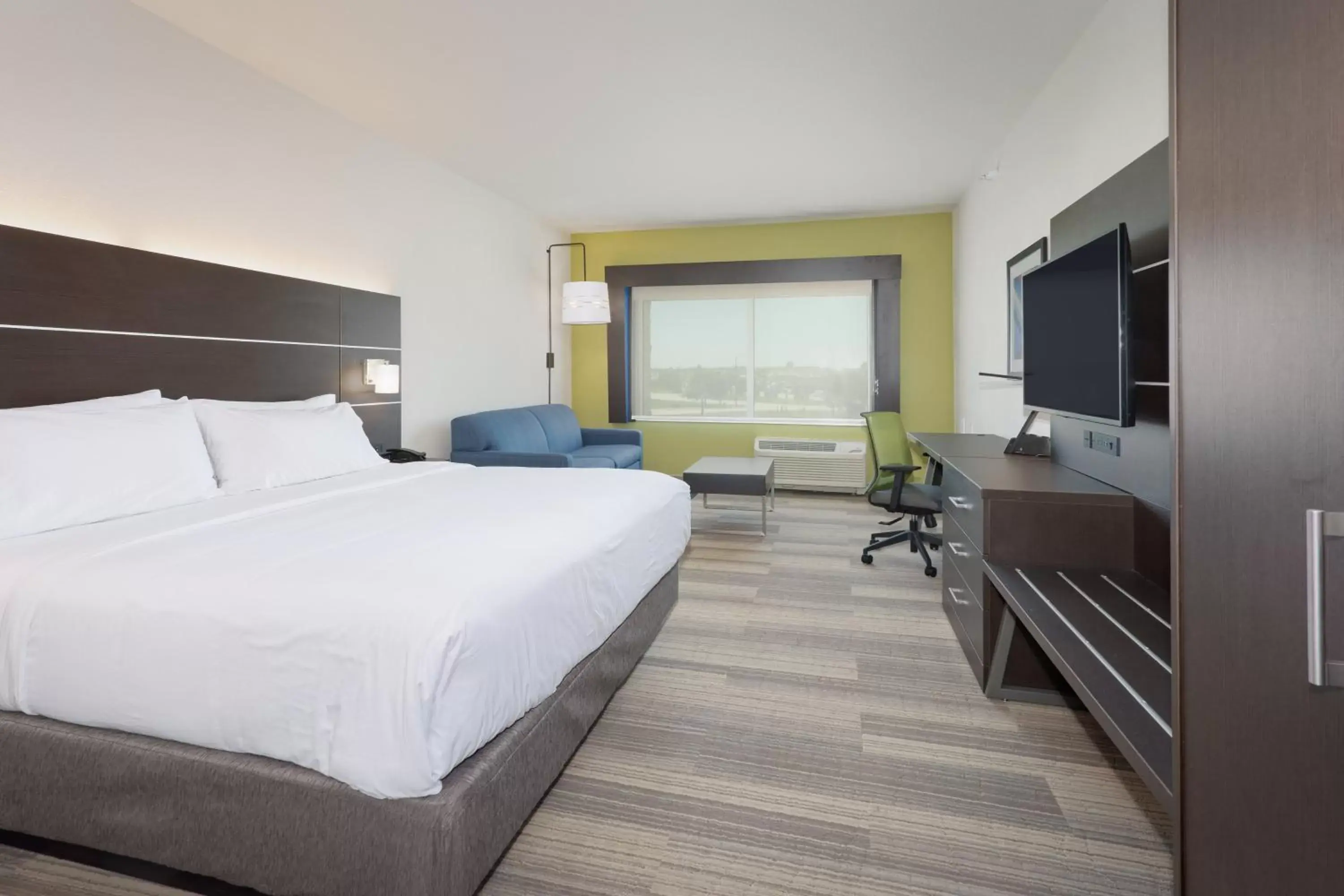 Hearing Accessible King Suite - Non-Smoking in Holiday Inn Express & Suites - Firestone - Longmont , an IHG Hotel Hearing Accessible King Suite - Non-Smoking in Holiday Inn Express & Suites - Firestone - Longmont , an IHG Hotel