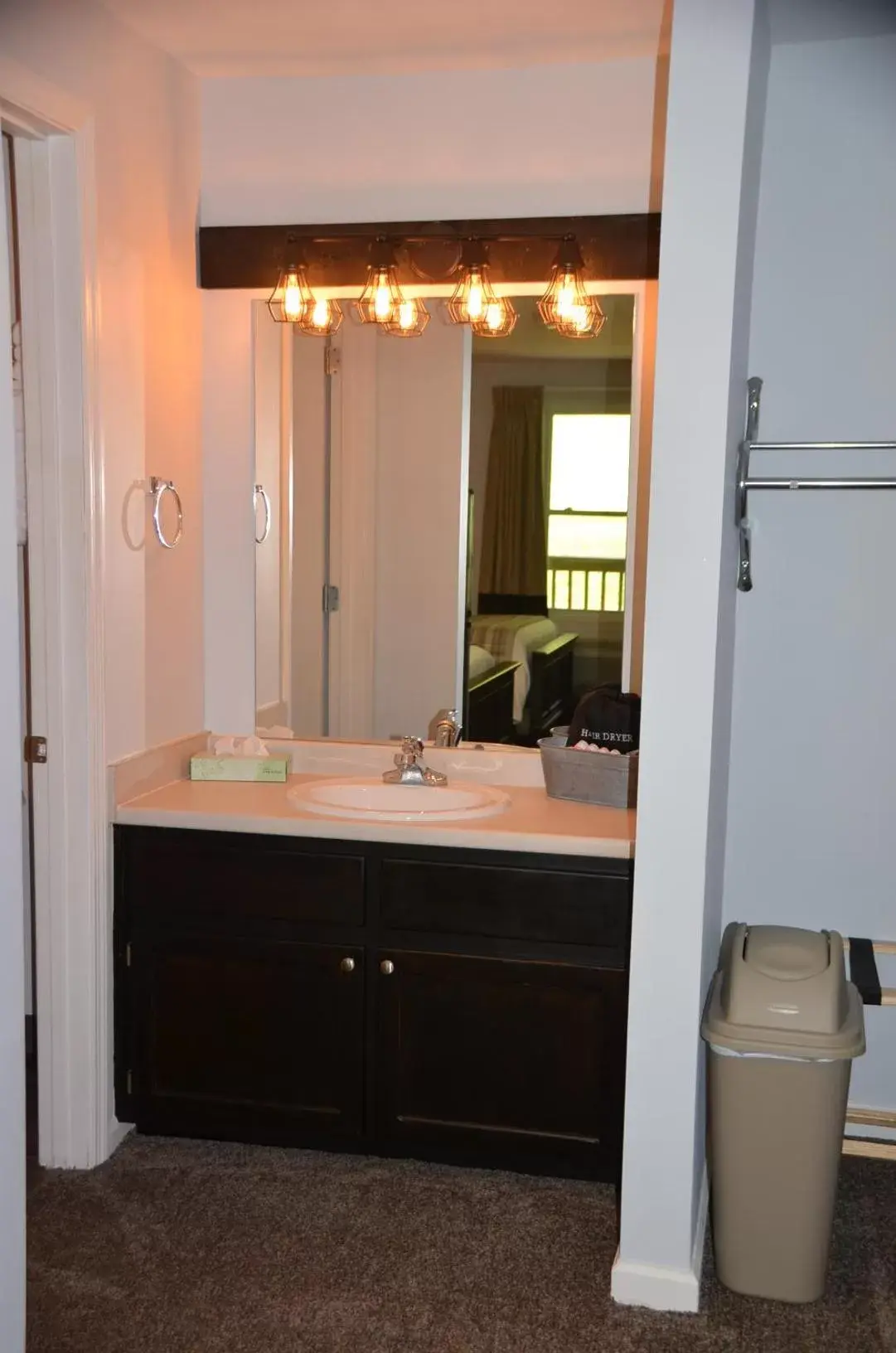 Deluxe Double Room in The Retreat at Center Hill Lake Deluxe Double Room in The Retreat at Center Hill Lake