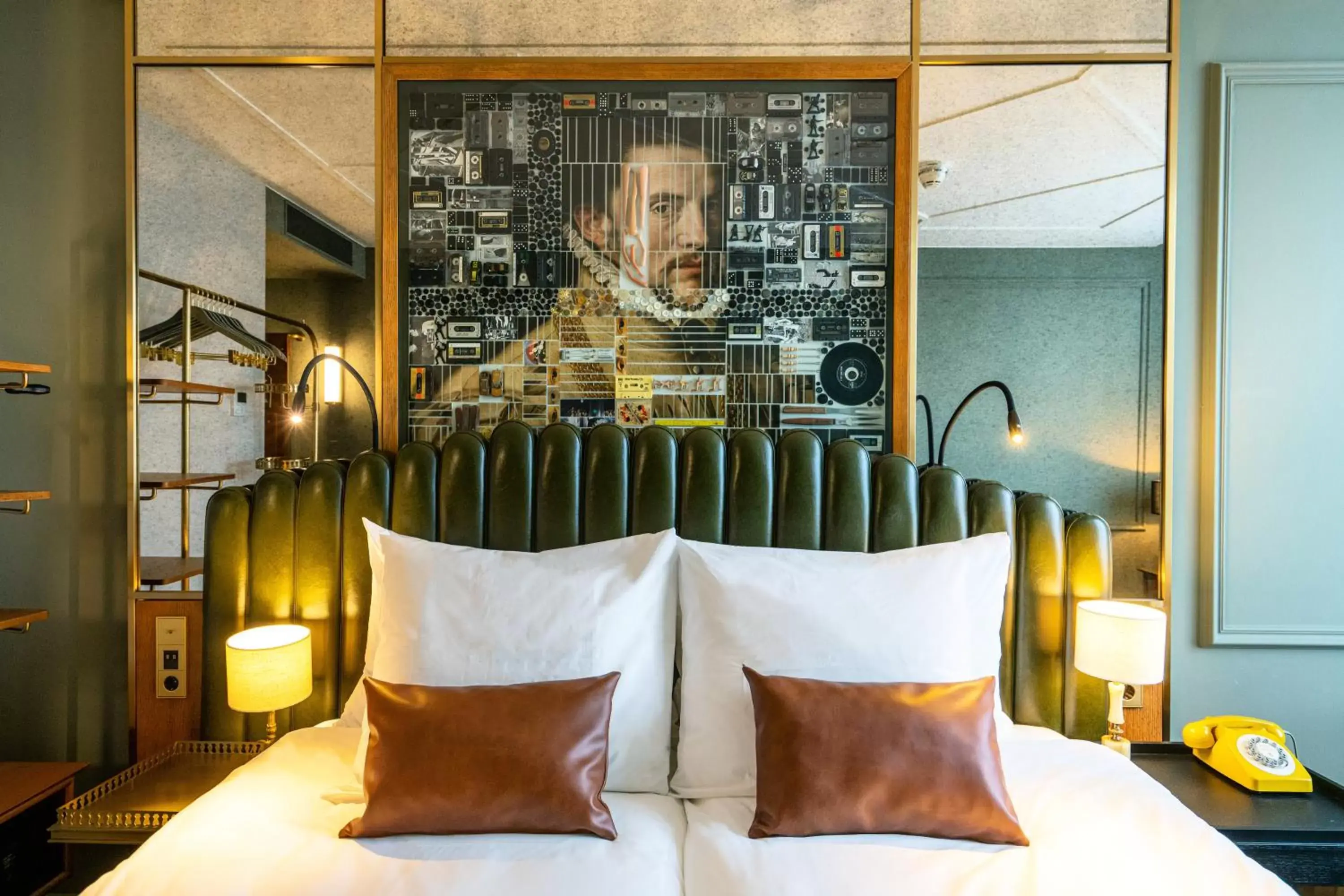 The Canvas in The Collector The Canvas in The Collector