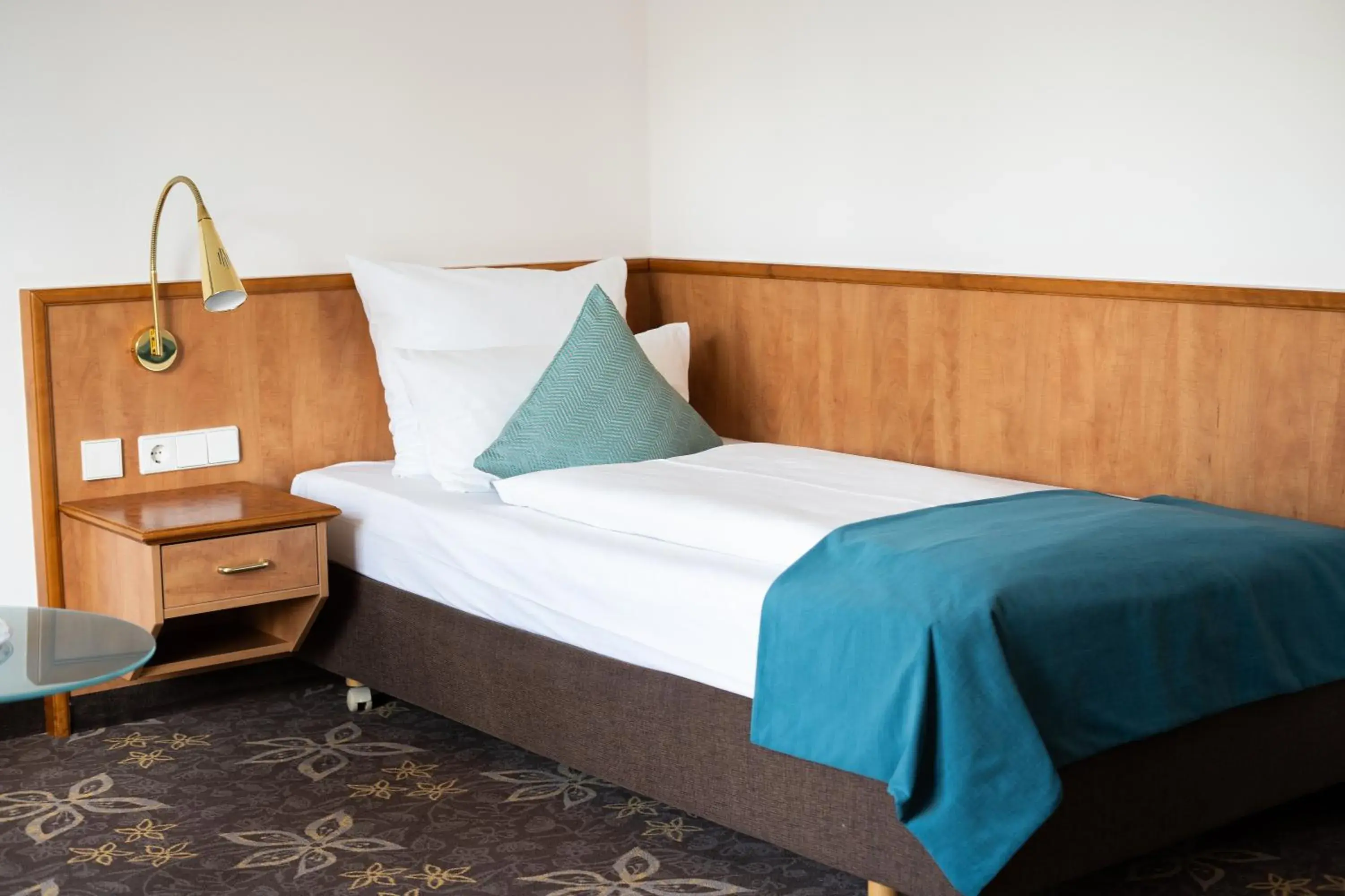 Standard Single Room in Hotel Württemberger Hof Standard Single Room in Hotel Württemberger Hof