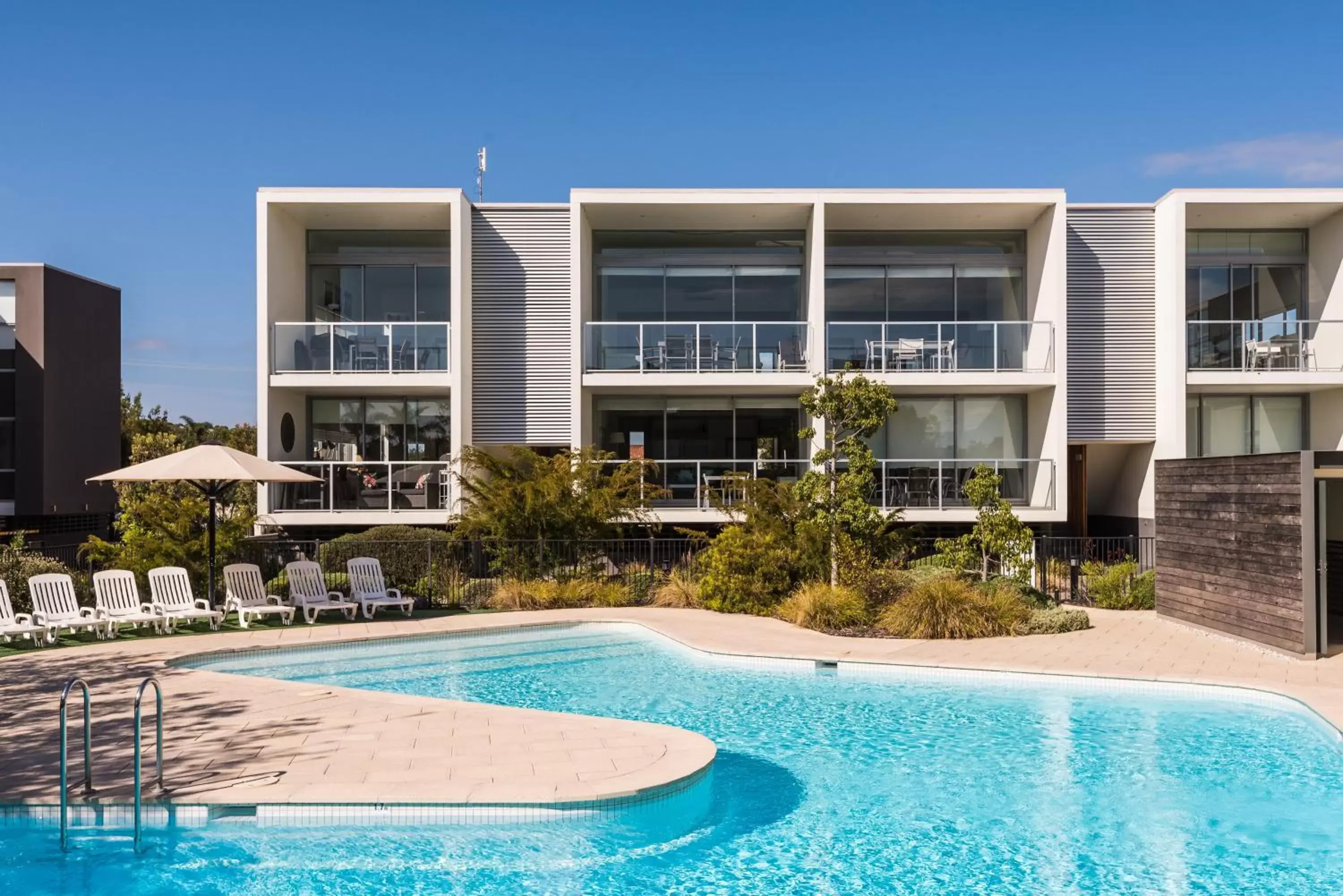Two-Bedroom Apartment - Pool View in Coast Resort Merimbula Two-Bedroom Apartment - Pool View in Coast Resort Merimbula
