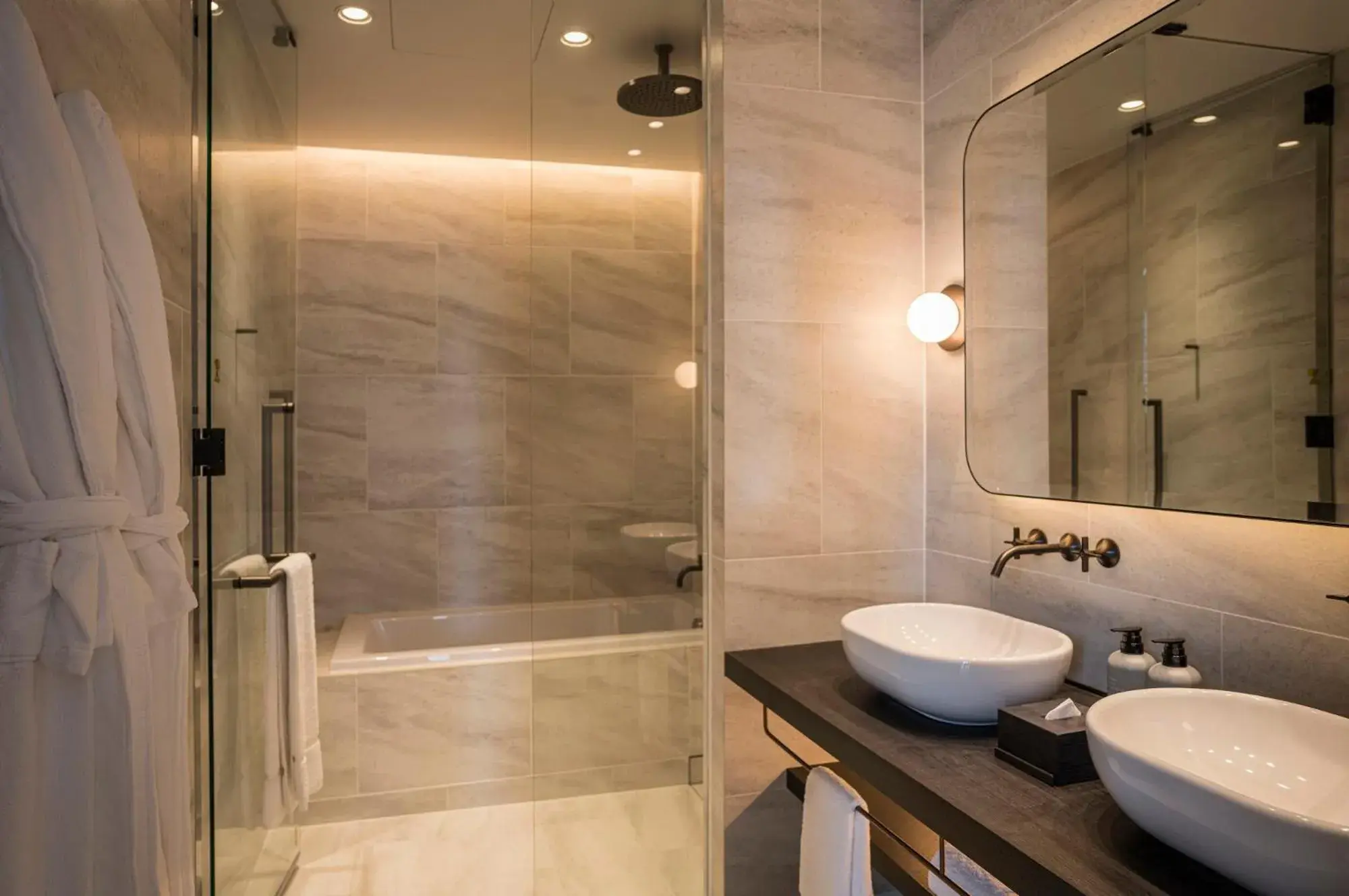 Premium King Room in Hotel Toranomon Hills, The Unbound Collection By Hyatt Premium King Room in Hotel Toranomon Hills, The Unbound Collection By Hyatt