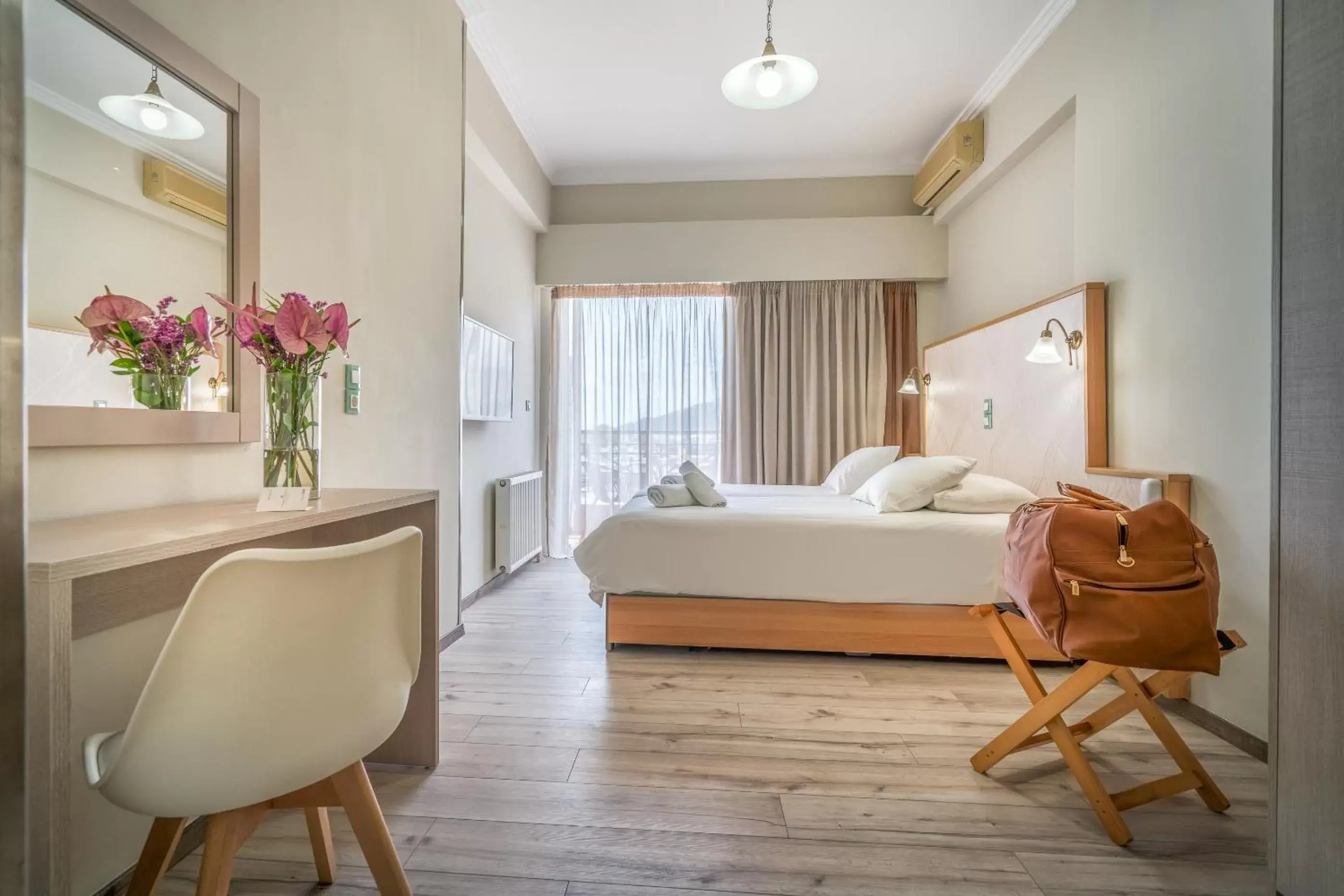 Double or Twin Room with Sea View in Phoenix Hotel Double or Twin Room with Sea View in Phoenix Hotel