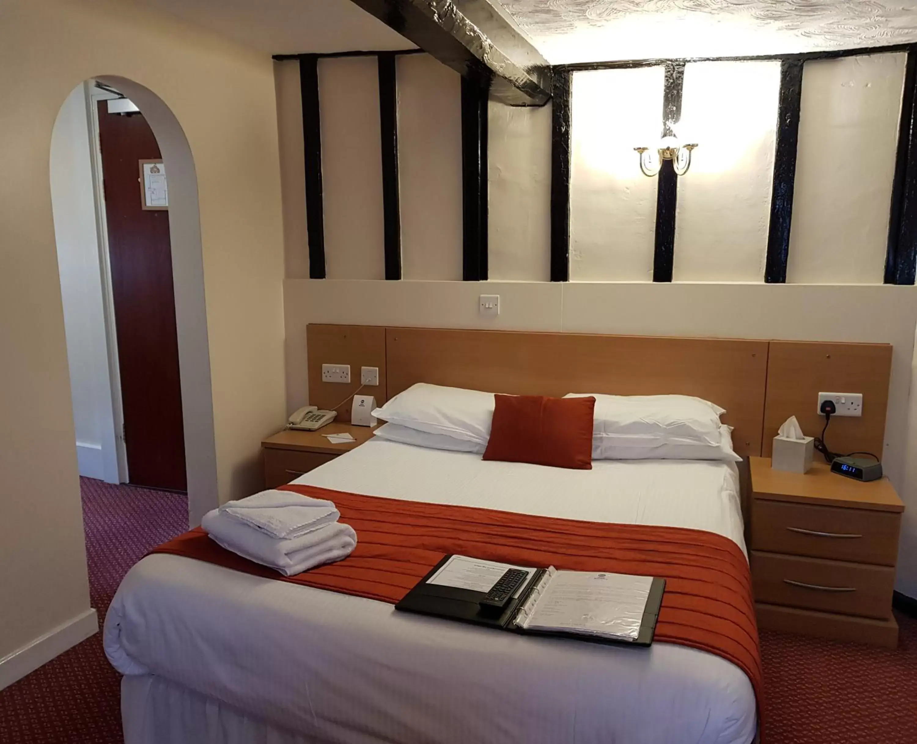 Superior Double Room in The Cedars Hotel Superior Double Room in The Cedars Hotel