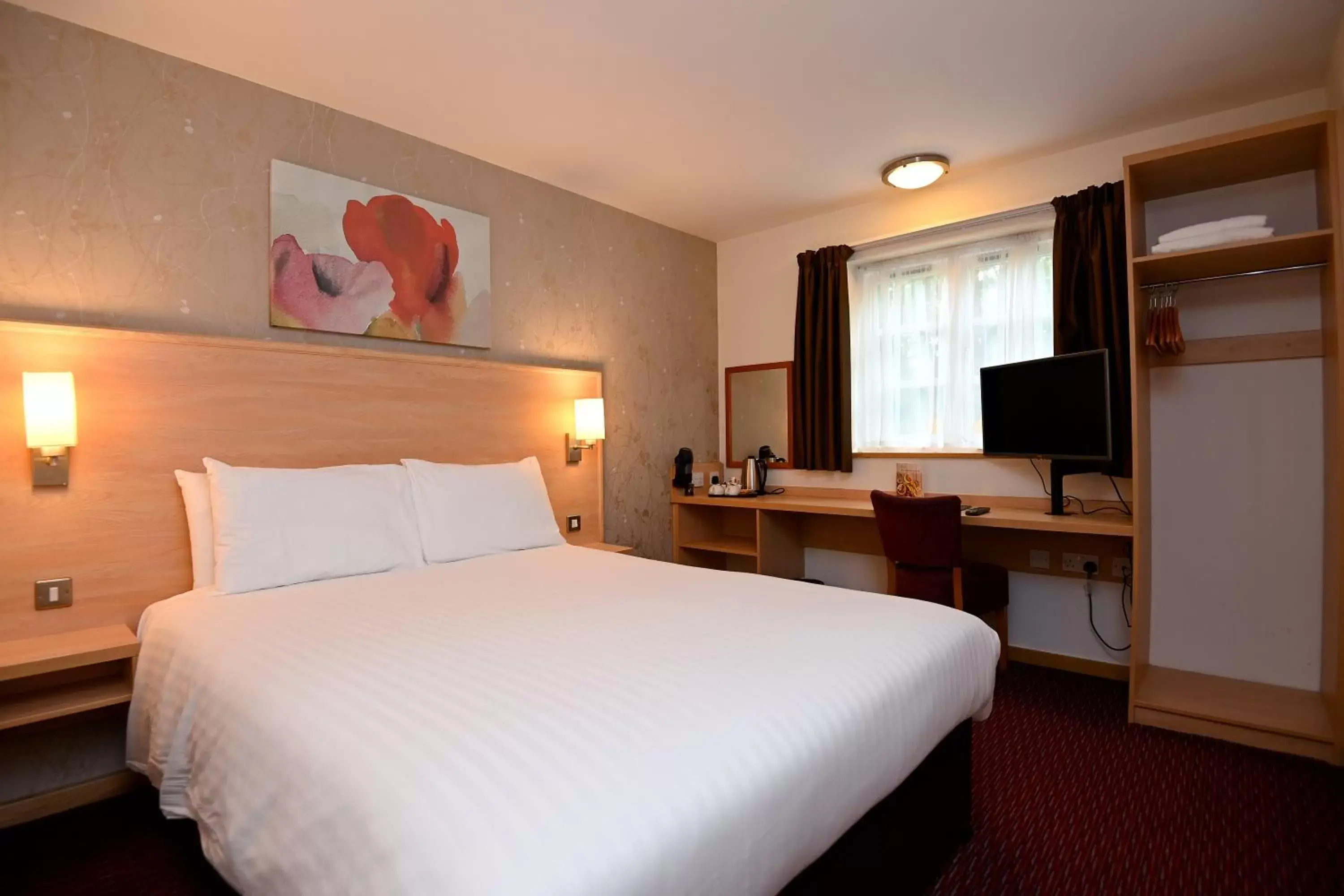 Standard Double Room in Meadow Farm Redditch by Marstons Inns Standard Double Room in Meadow Farm Redditch by Marstons Inns