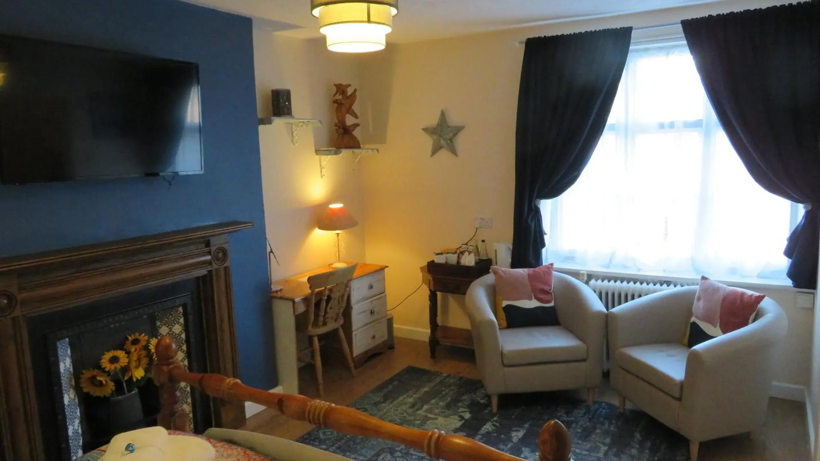 Deluxe King Room in The Wheatsheaf Deluxe King Room in The Wheatsheaf