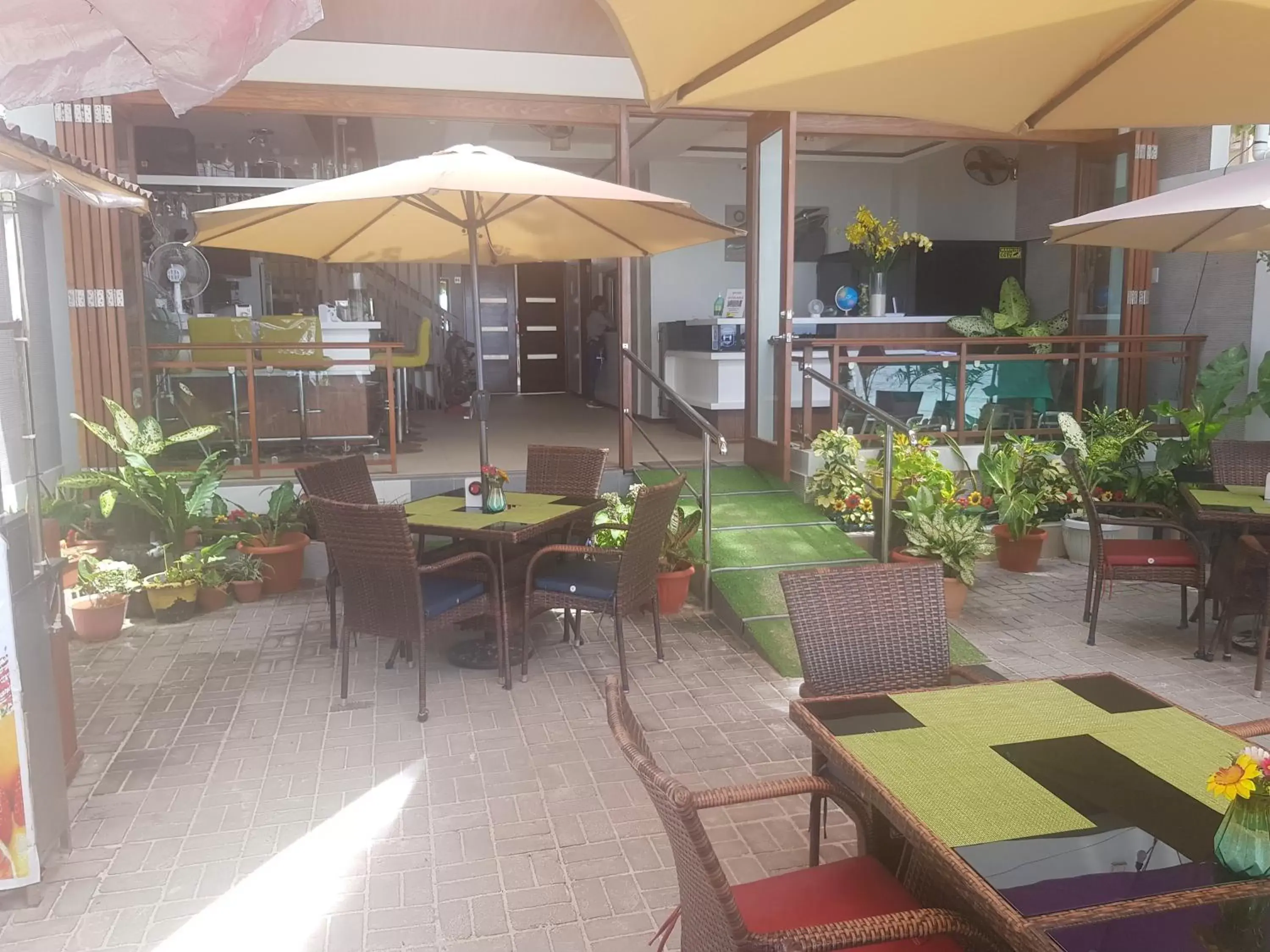 Deluxe Double Room with Sea View in Hayahay Resort Deluxe Double Room with Sea View in Hayahay Resort