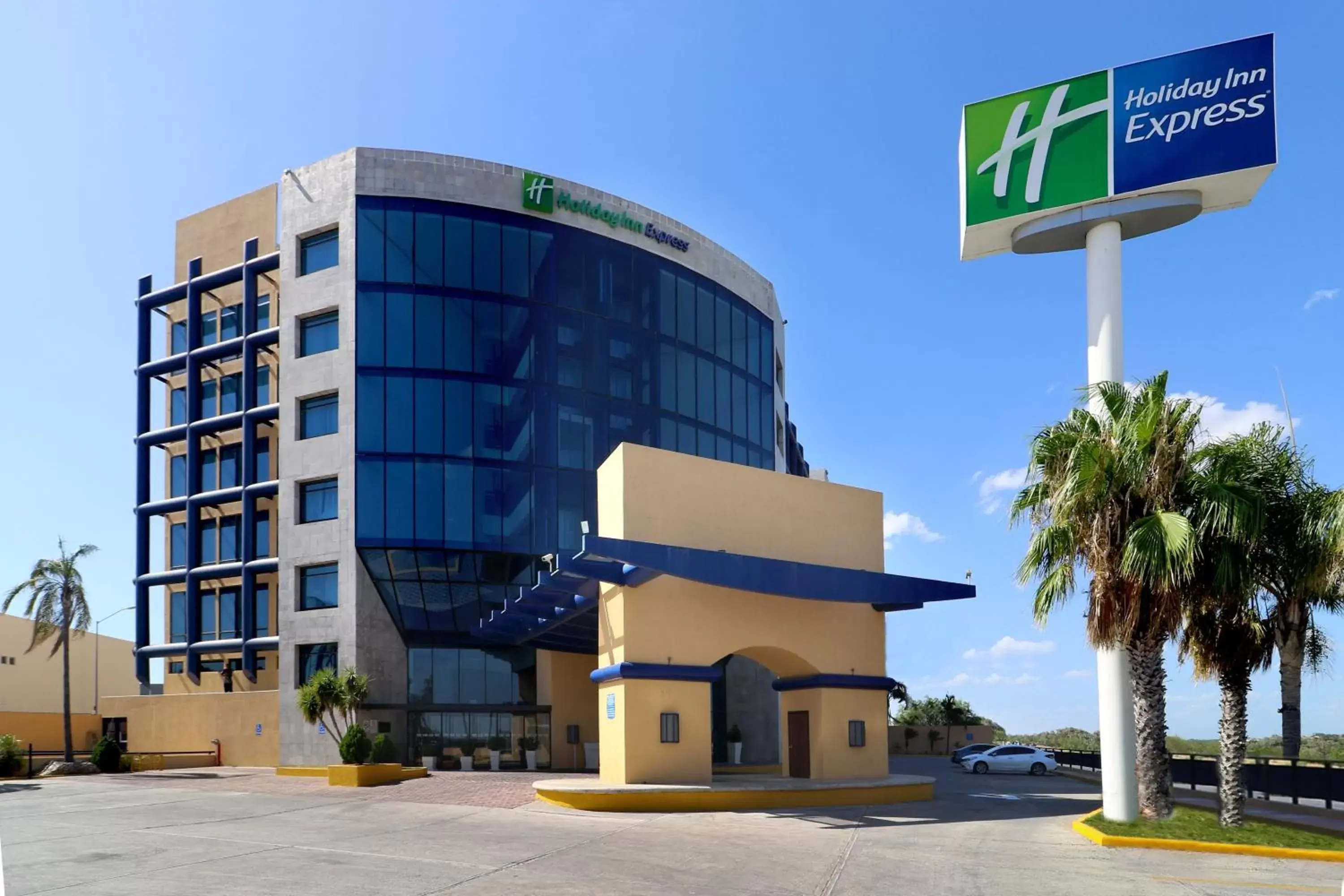 Holiday Inn Express Nuevo Laredo by IHG Holiday Inn Express Nuevo Laredo by IHG