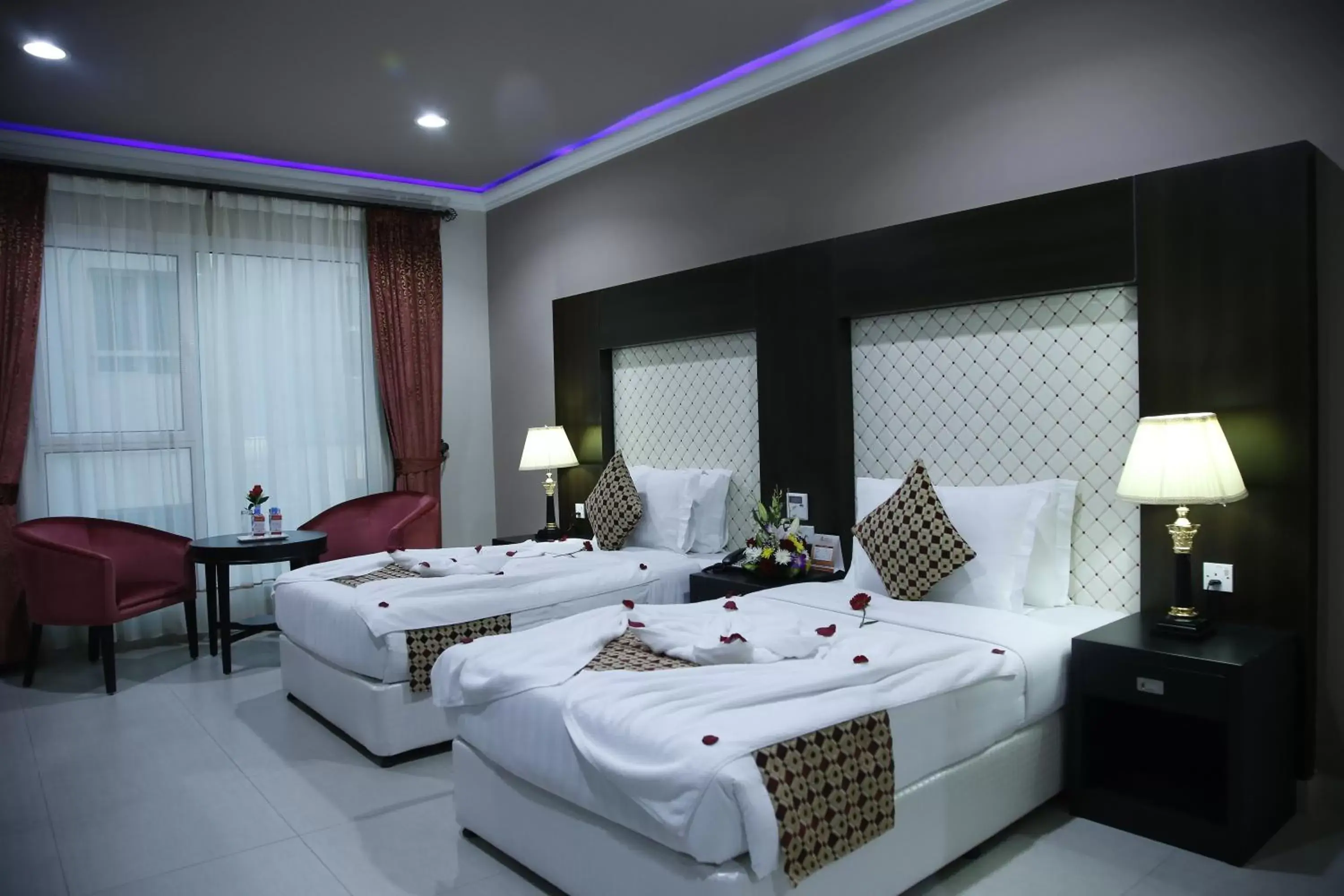 Deluxe Twin Studio in Crystal Palace Hotel Deluxe Twin Studio in Crystal Palace Hotel