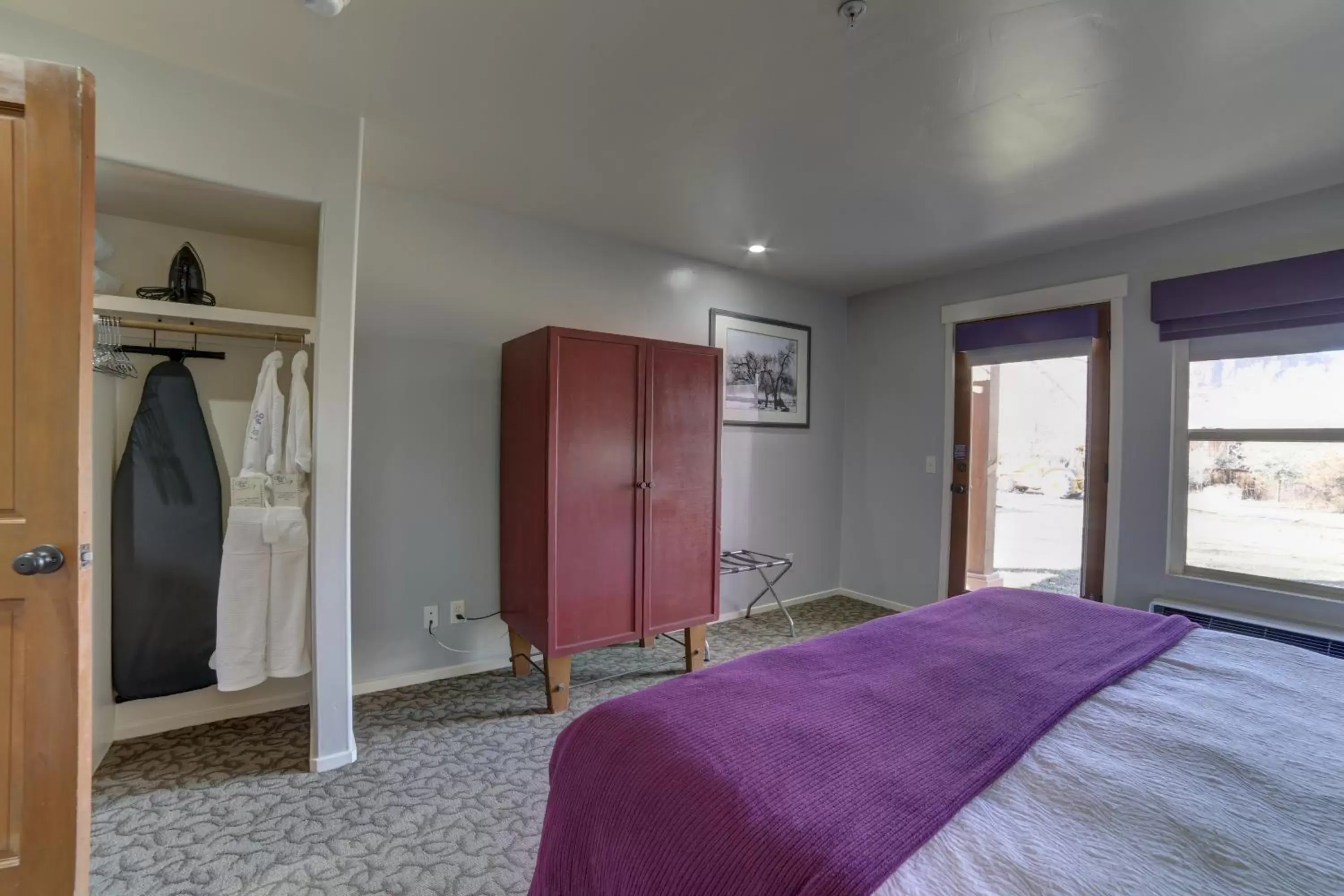 Deluxe Studio in The Gonzo Inn Deluxe Studio in The Gonzo Inn